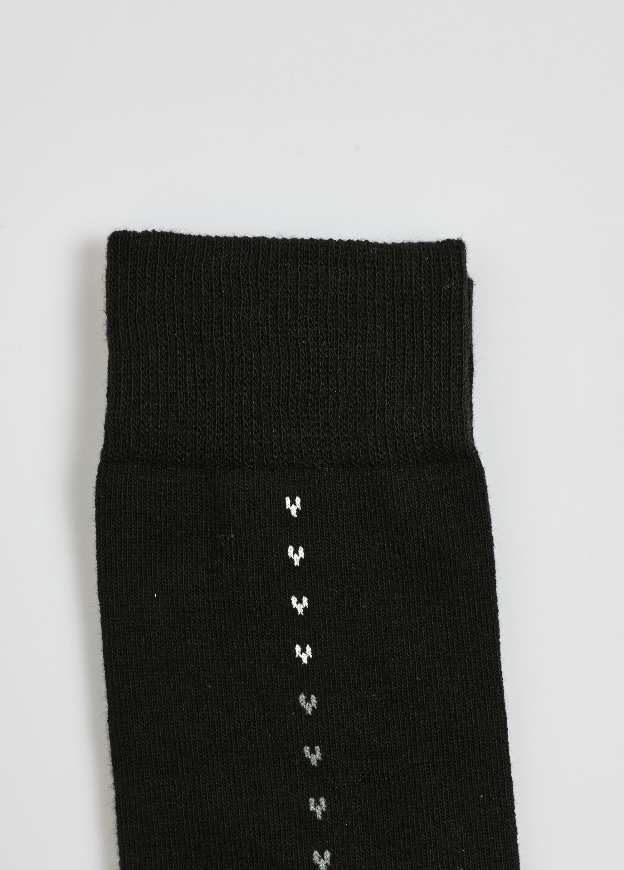 Pacote_de_4_meias_com_padrões_pequenos,_escuro_Assortis_noir_DE5_slim