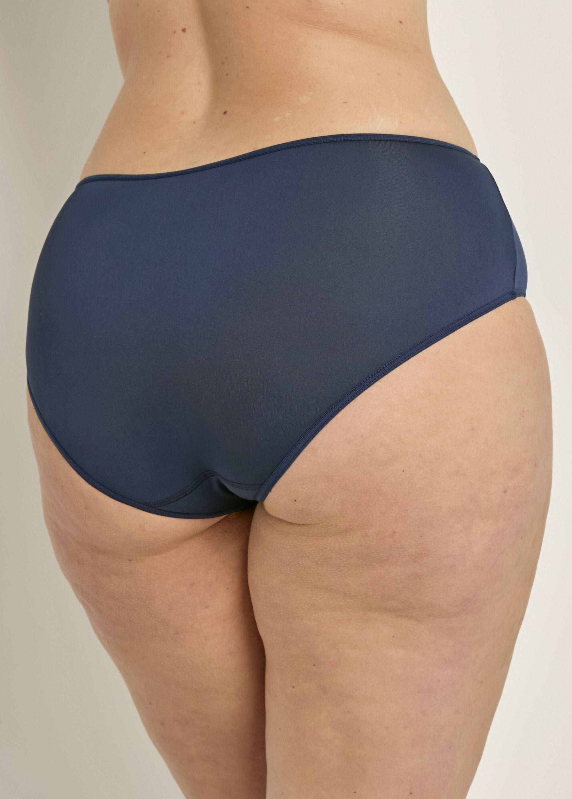 Senhorita_Maria®_-_Calcinha_básica_macia_Marine_DO1_curvy