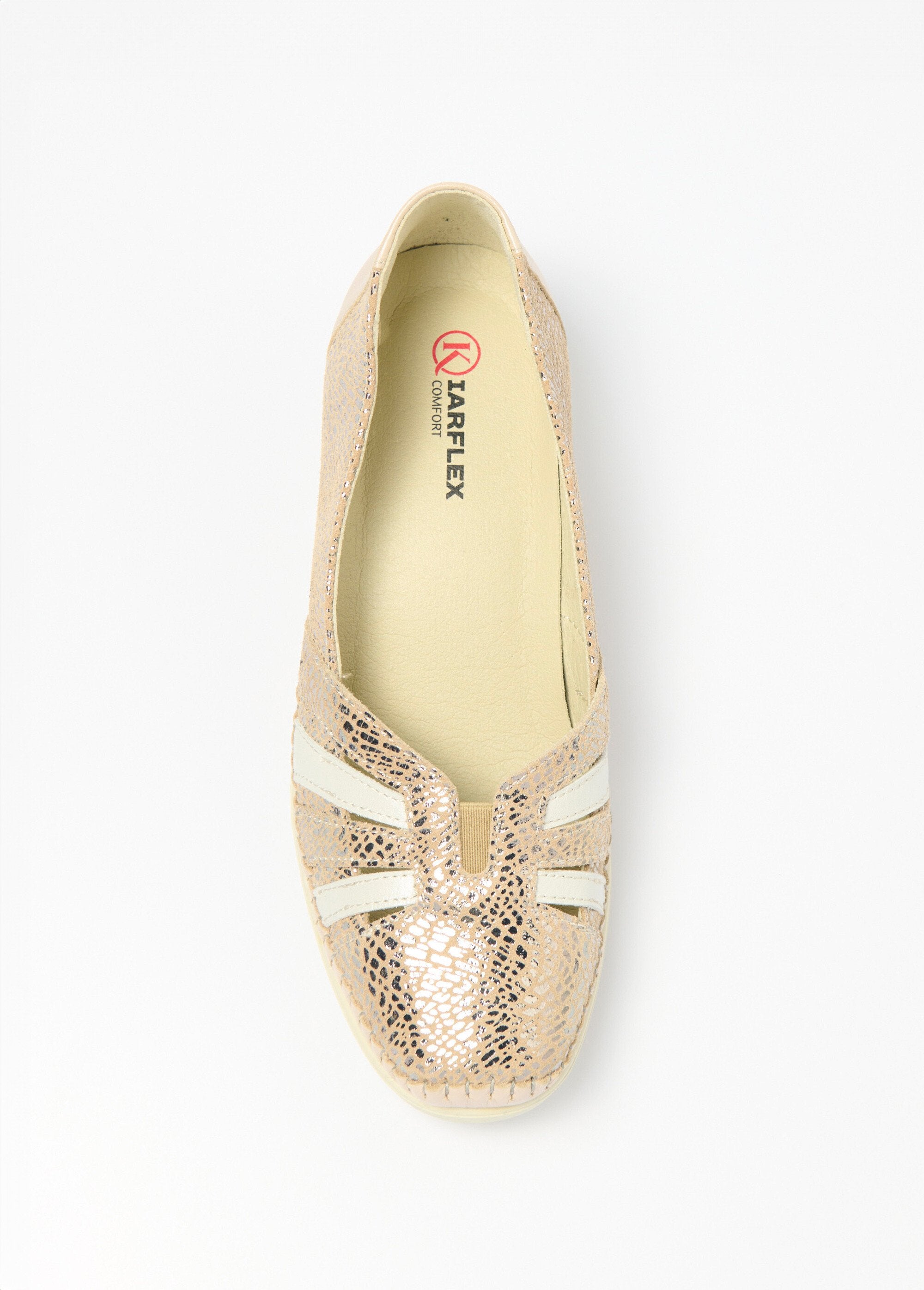 Mocassins_de_cunha_em_pele_com_uma_largura_confortável_Taupe_OV1_slim