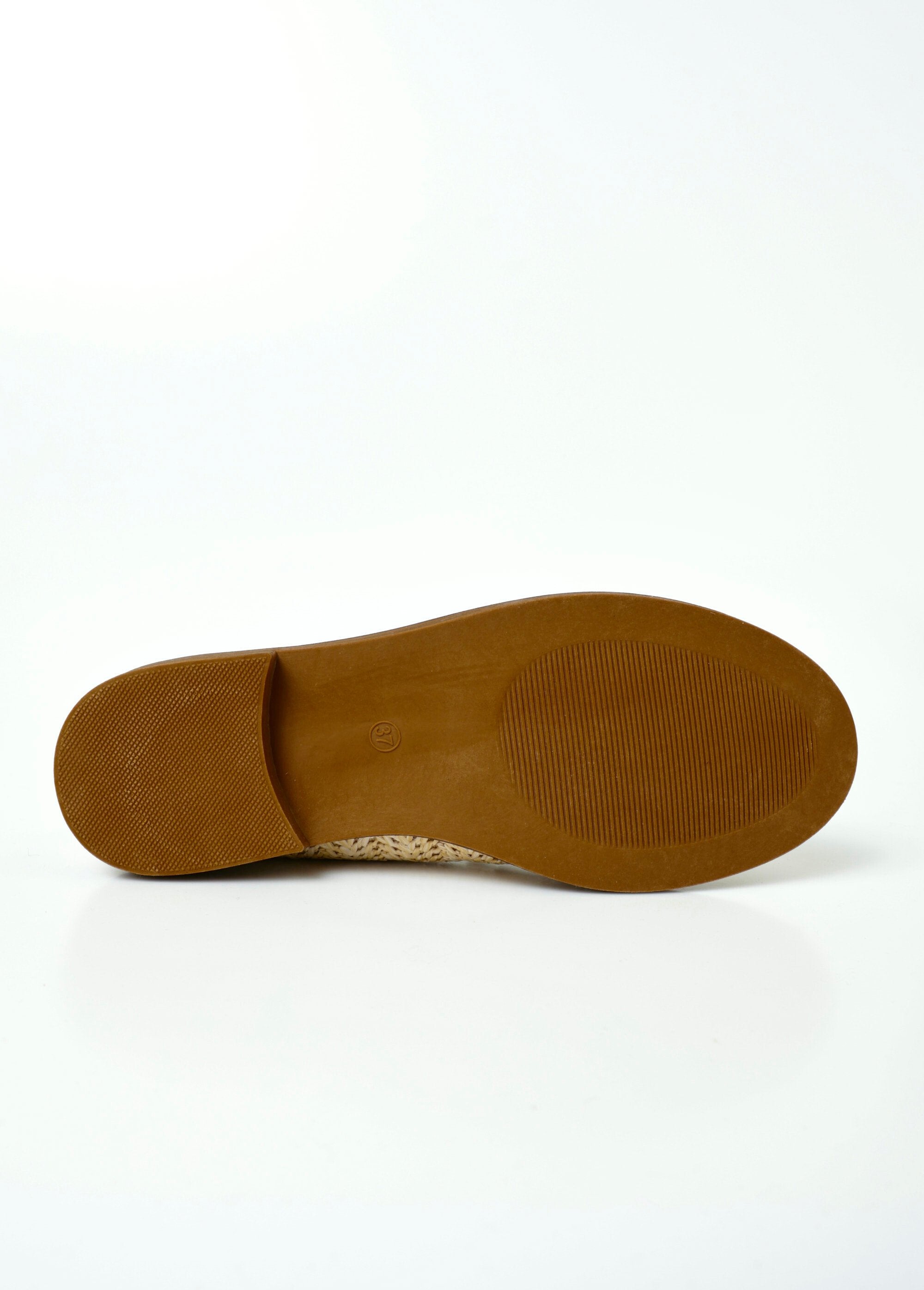 Mocassins_com_efeito_de_tecido_metálico_e_aba_Beige_UN1_slim