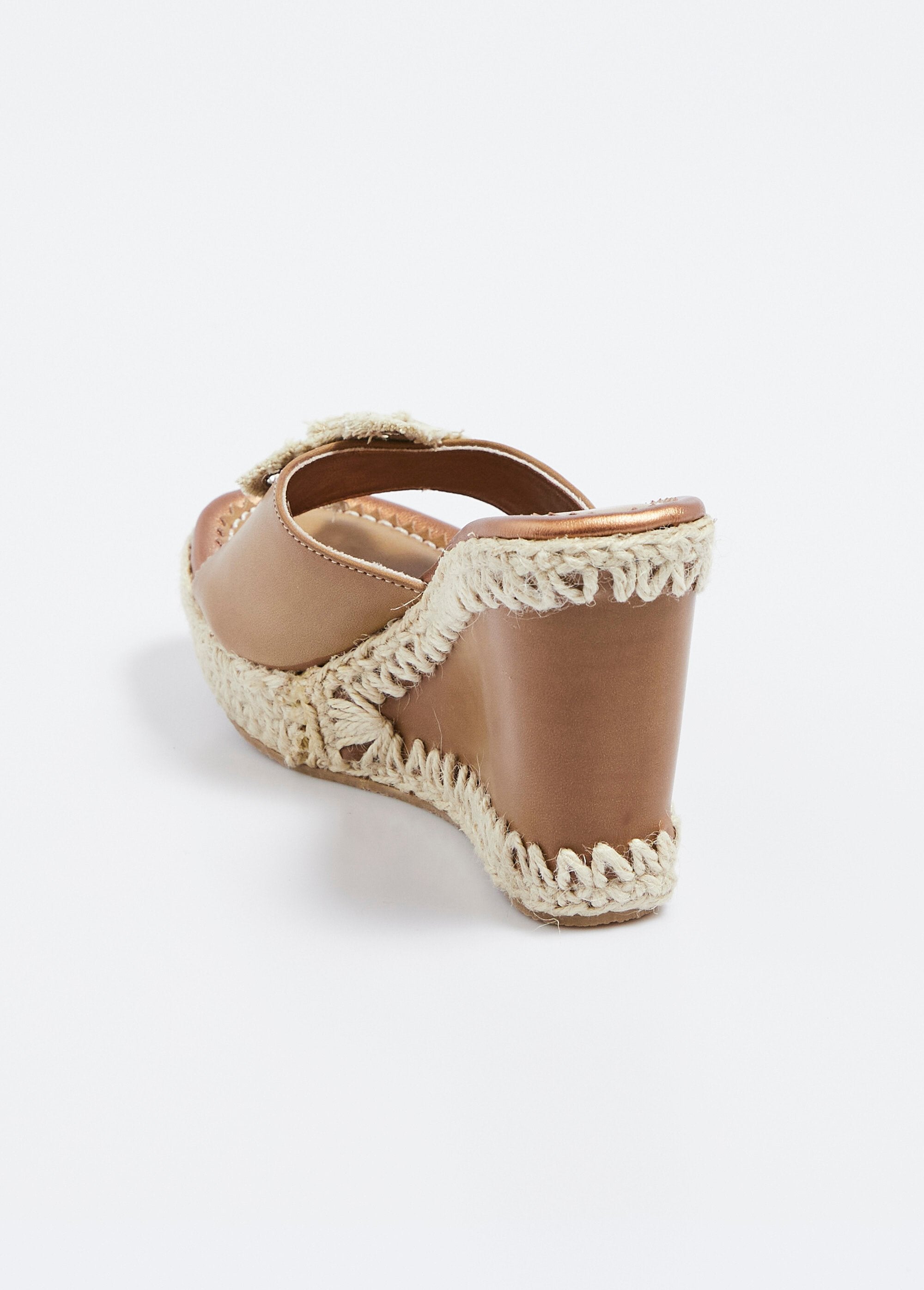 Mules_de_salto_plataforma_com_flores_de_tecido_Beige_DO1_slim