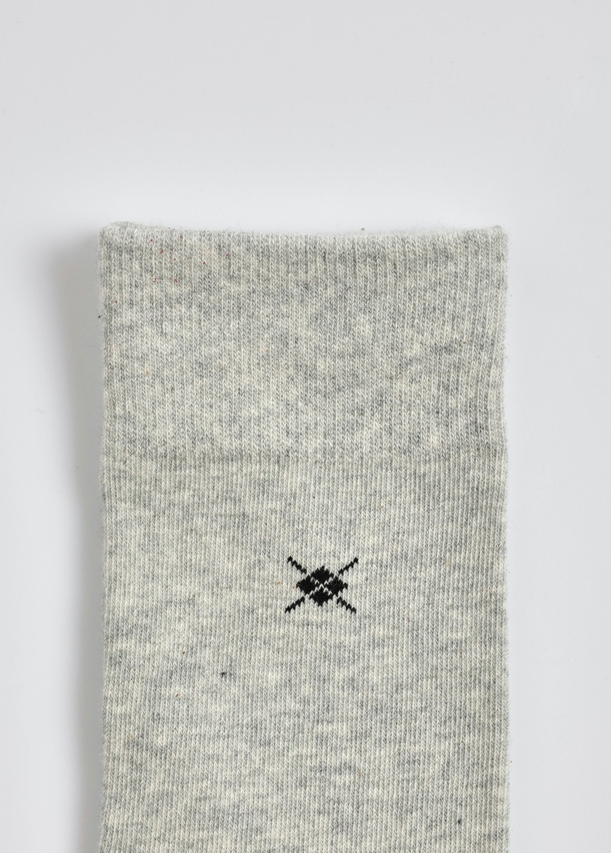 Par_de_meias_com_estampas_pequenas_Assortis_noir_DE2_slim