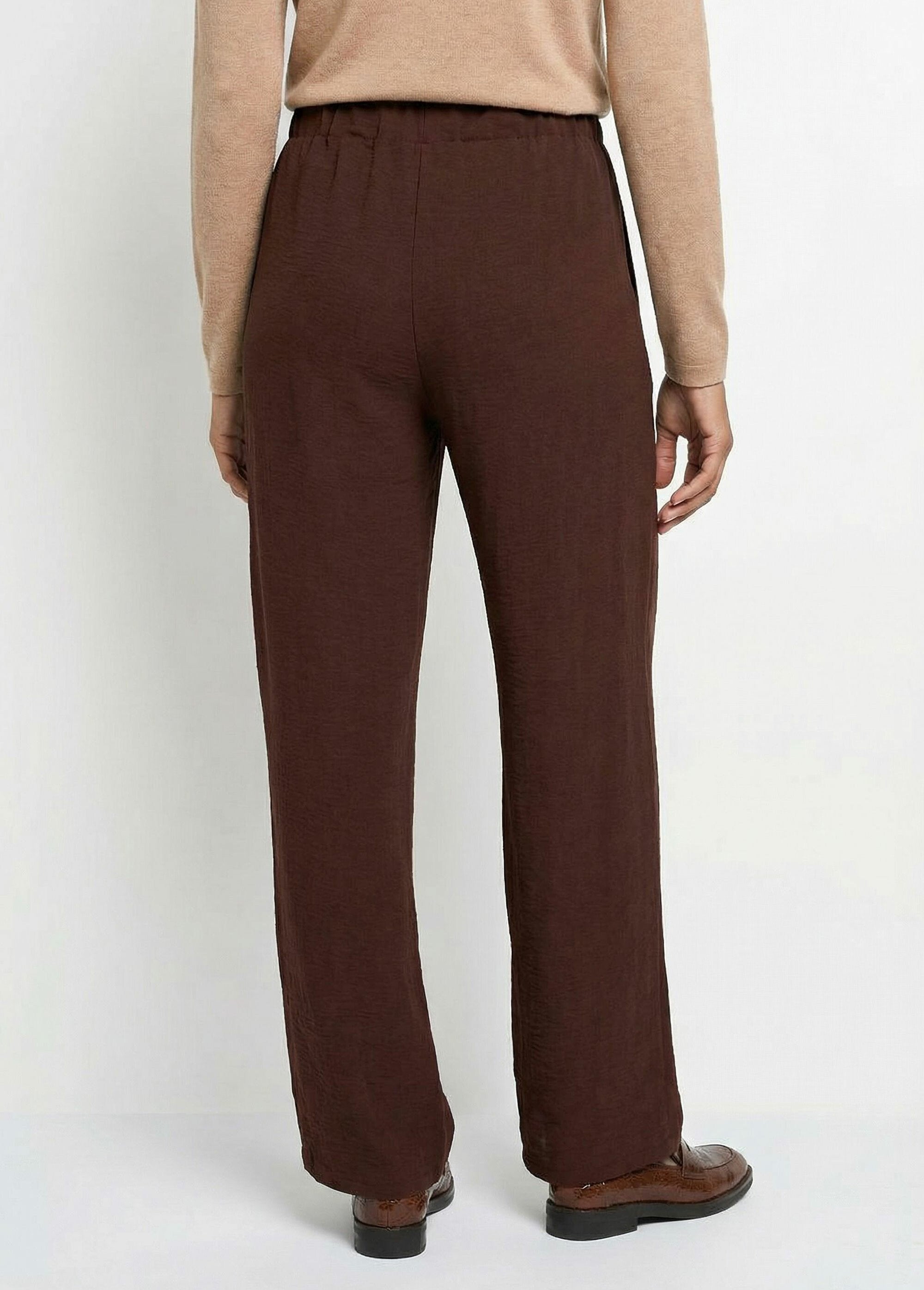 Pantalon_large_fluide_en_crêpe_Chocolat_DO1_slim