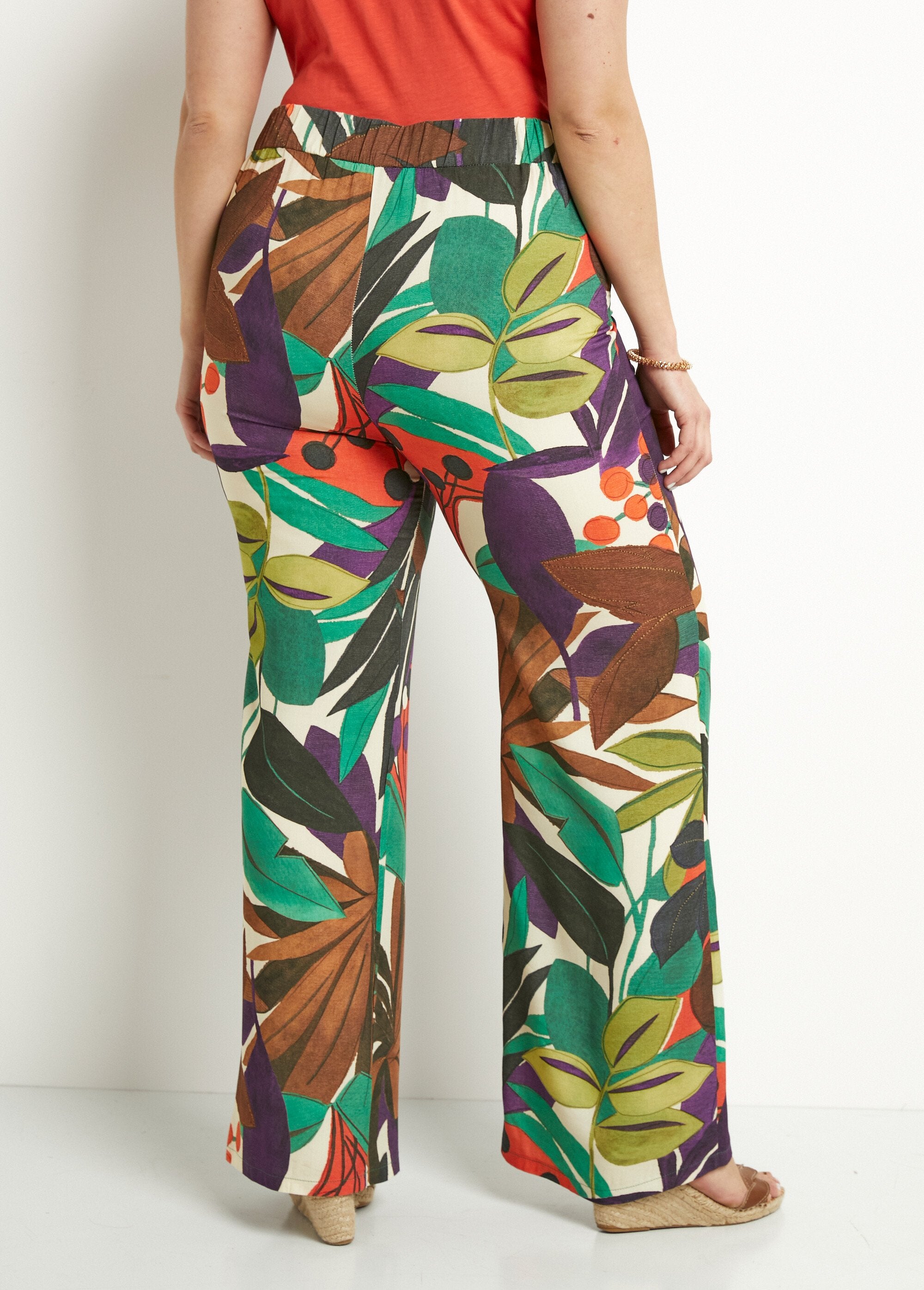 Calça_estampada_com_cós_largo_e_elástico_Multicolore_DO1_curvy