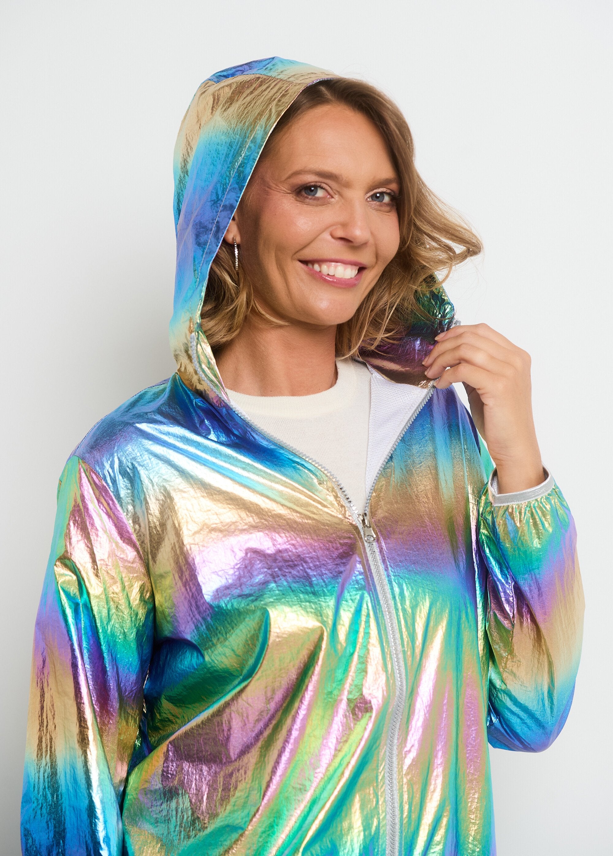 Parka_com_capuz_brilhante_da_moda_Violet_irise_DE1_slim