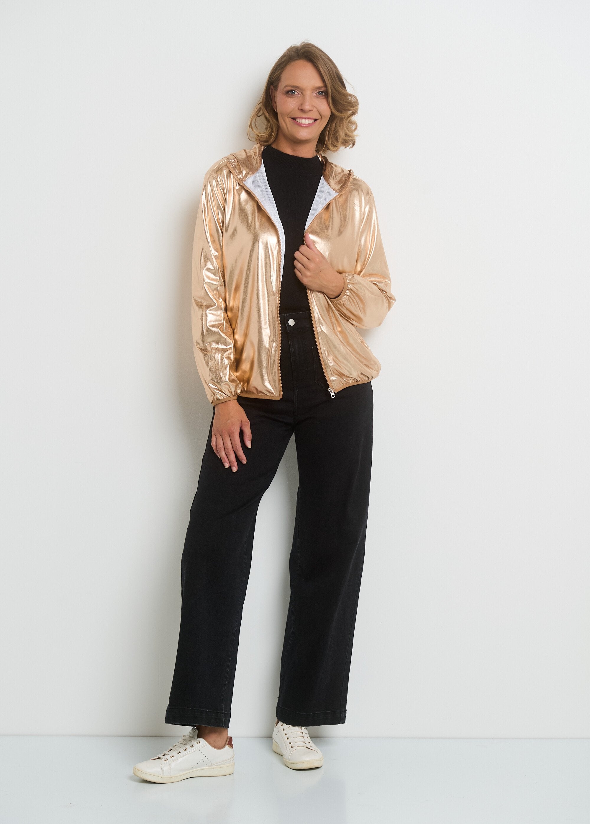 Parka_com_capuz_brilhante_da_moda_Dore_SF1_slim