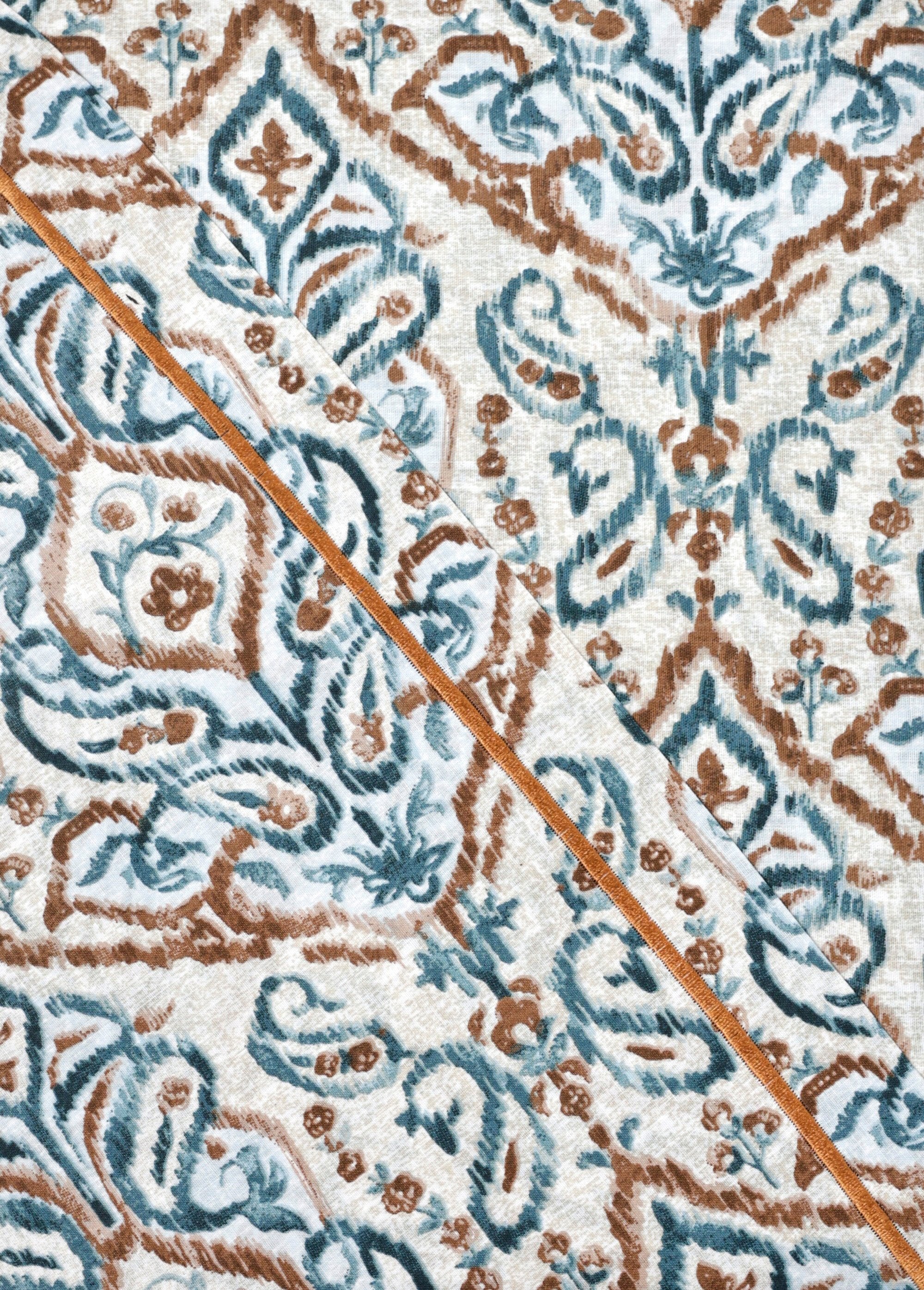 Conjunto_de_cama_de_3_peças_com_capa_de_edredom_e_enfeite_Imprime_marron_DO1_slim