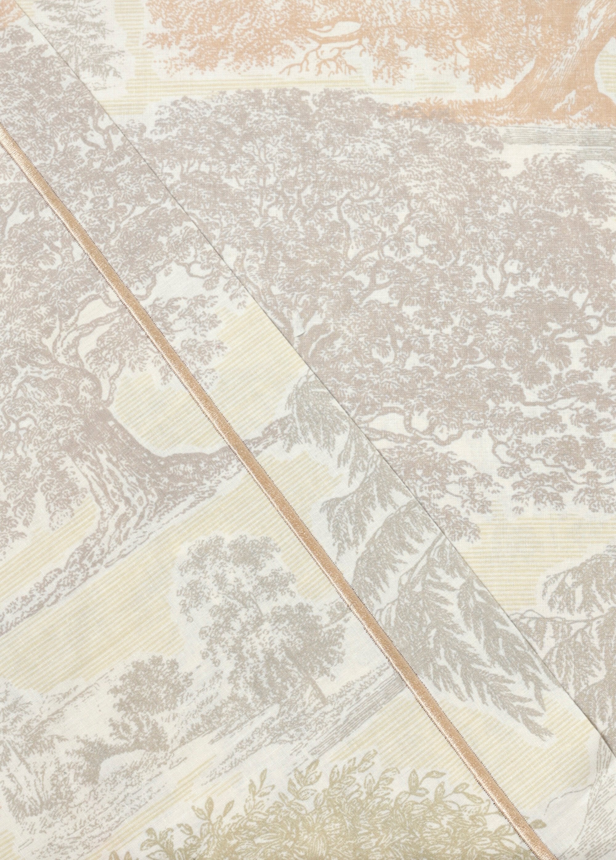 Conjunto_de_cama_de_4_peças_com_lençol_liso_e_árvores_Beige_DO1_slim