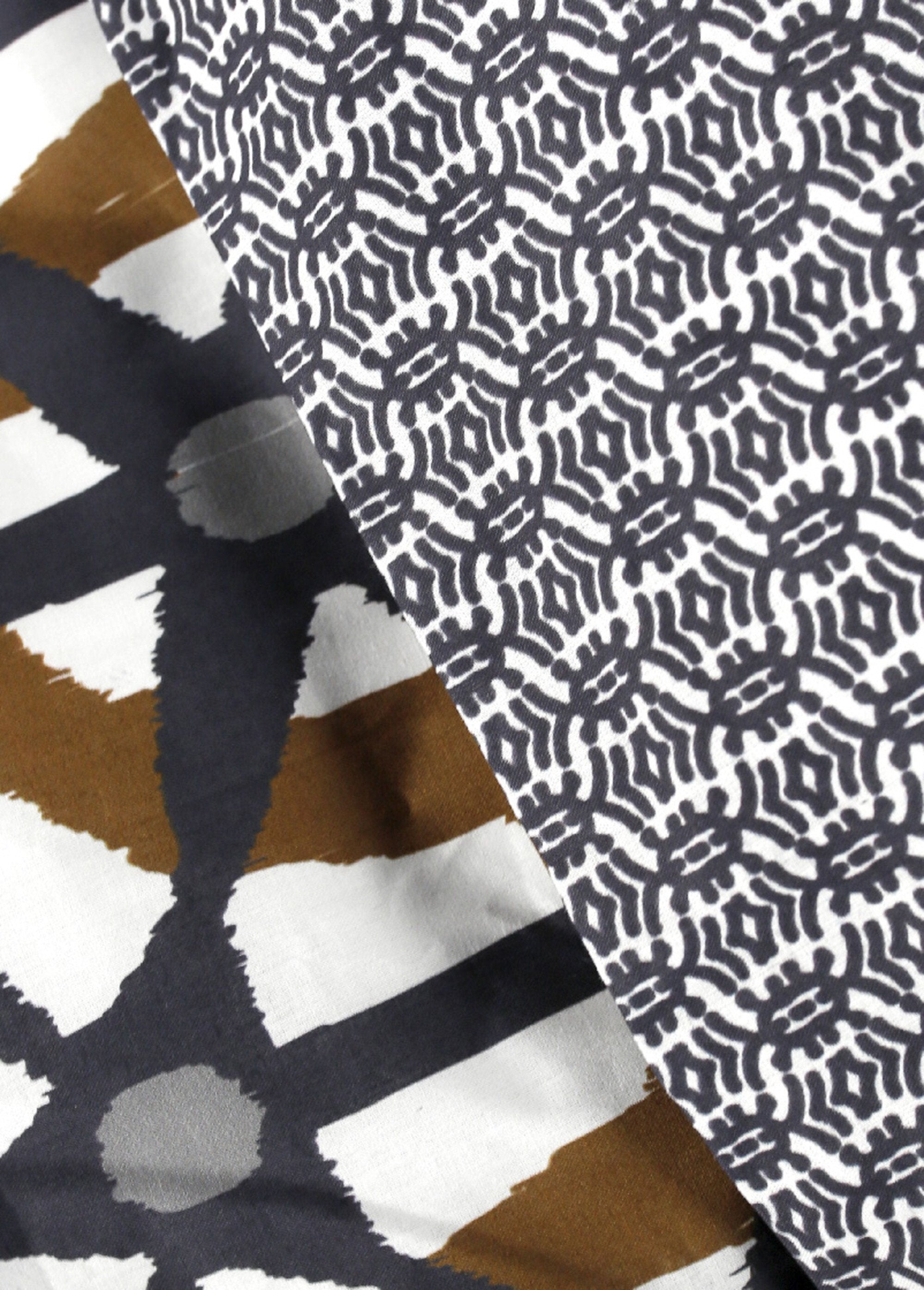 Conjunto_de_algodão_puro_240_x_220cm,_Hexagone_Gris_et_marron_DE2_slim