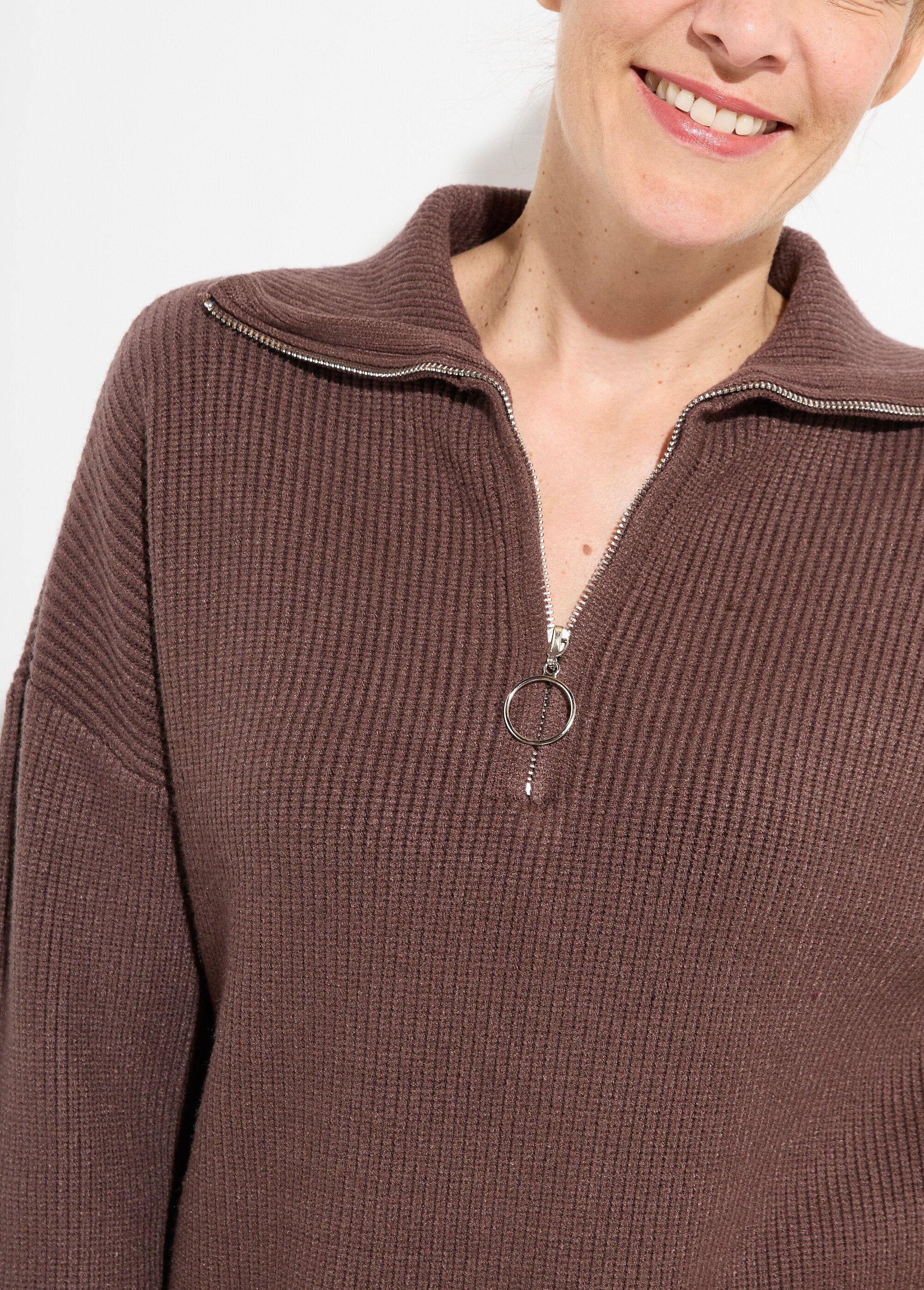 Camisola_de_malha_confortável_para_camionistas_Chocolat_DE1_slim