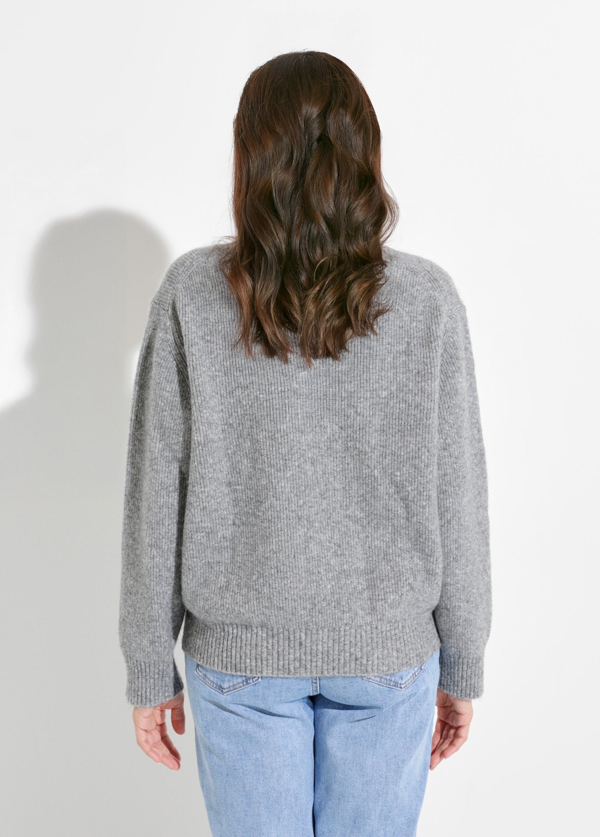 Suéter_canelado_quente_com_lã_e_fibras_recicladas_Gris_chine_DO1_slim
