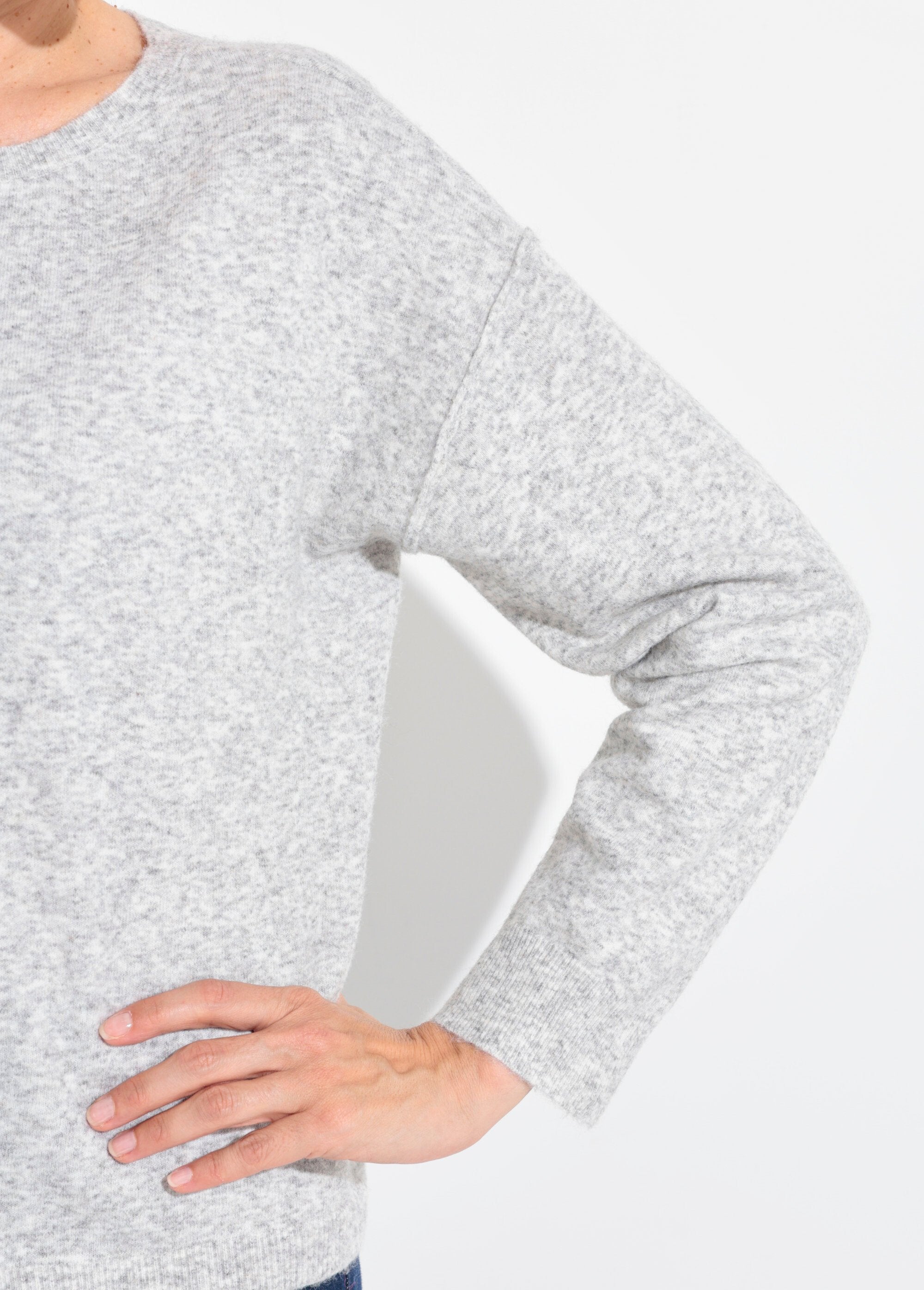 Suéter_quente_de_gola_redonda_com_lã_Gris_clair_DE2_slim