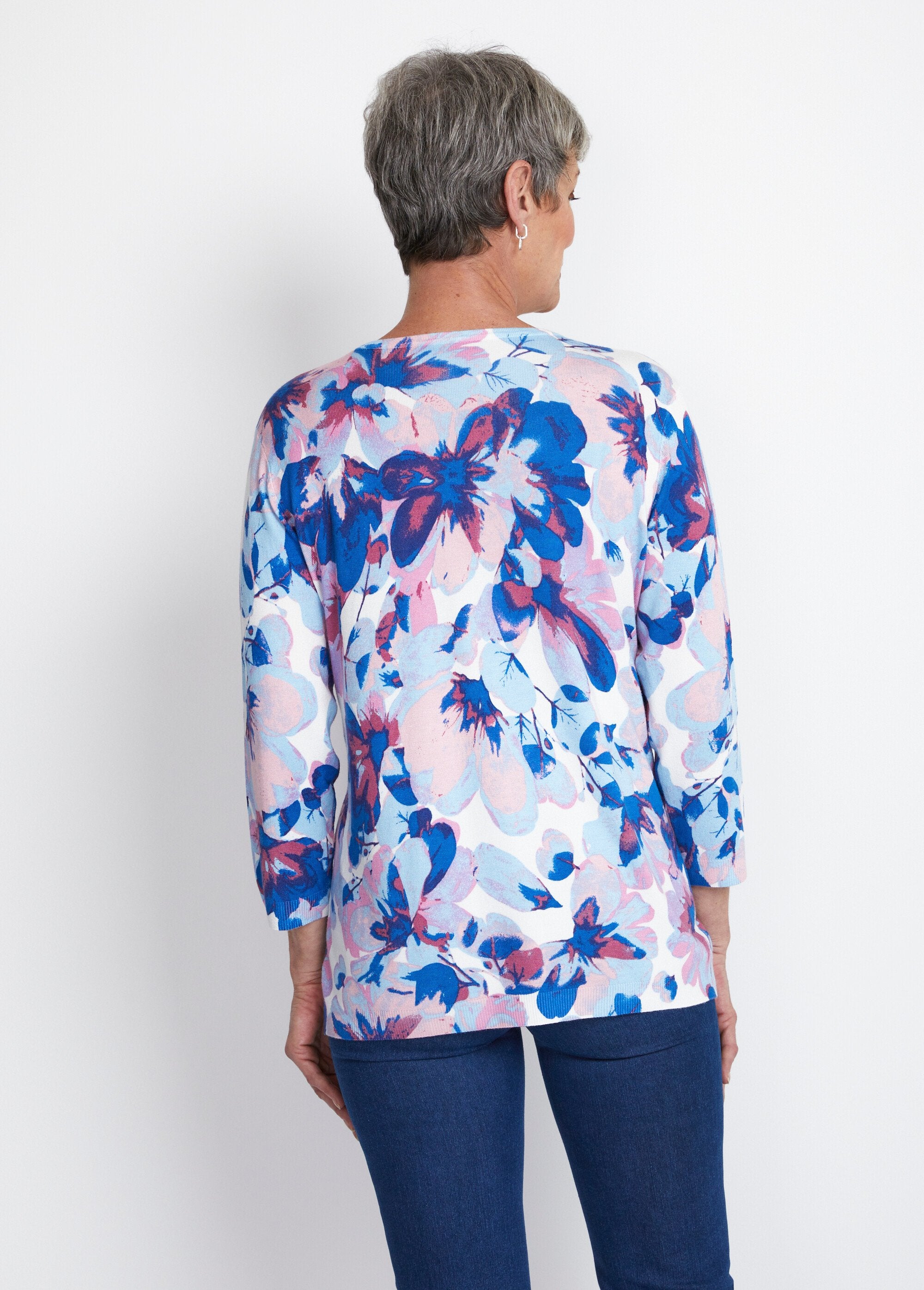 Suéter_com_estampa_floral_e_manga_3/4_Bleu_et_rose_DO1_slim
