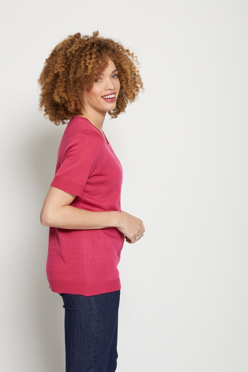 Camisola_de_manga_curta_bordada_Cassis_DR1_slim