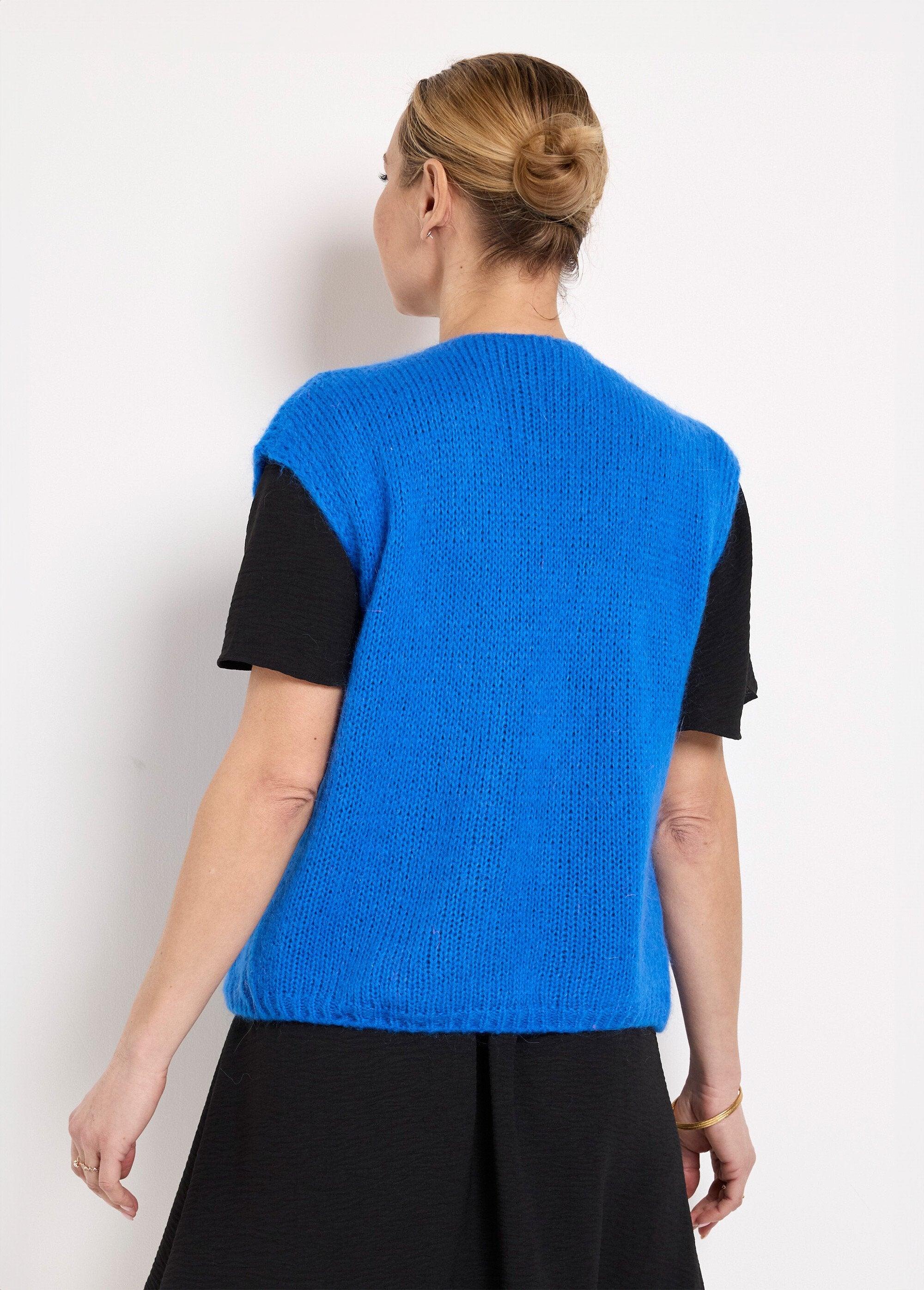 Suéter_quente_de_lã_mohair_sem_mangas_de_ponta_a_ponta_Bleu_vif_DO1_slim