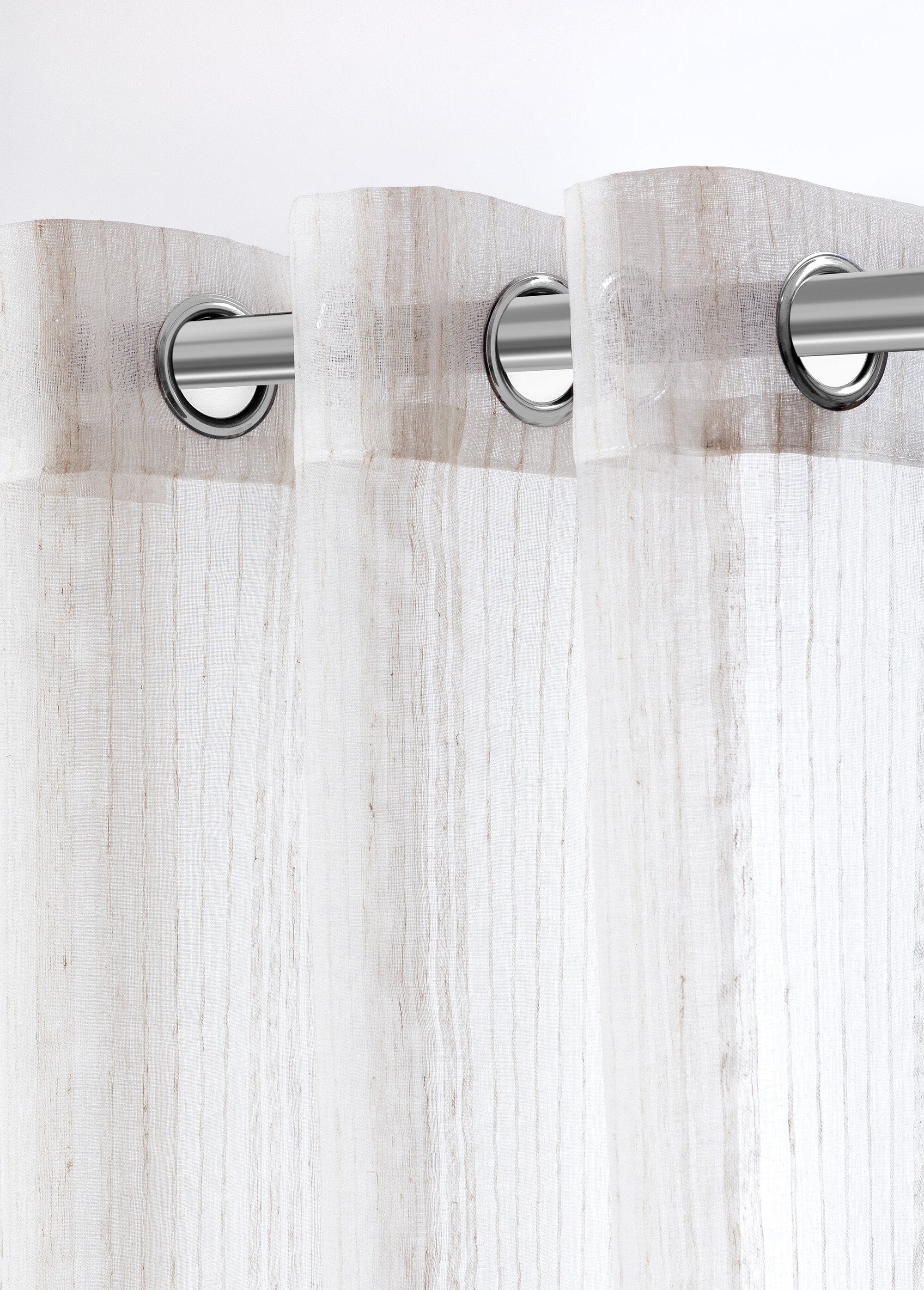 Cortina_de_ilhós,_aparência_natural_irregular_Naturel_DE1_slim