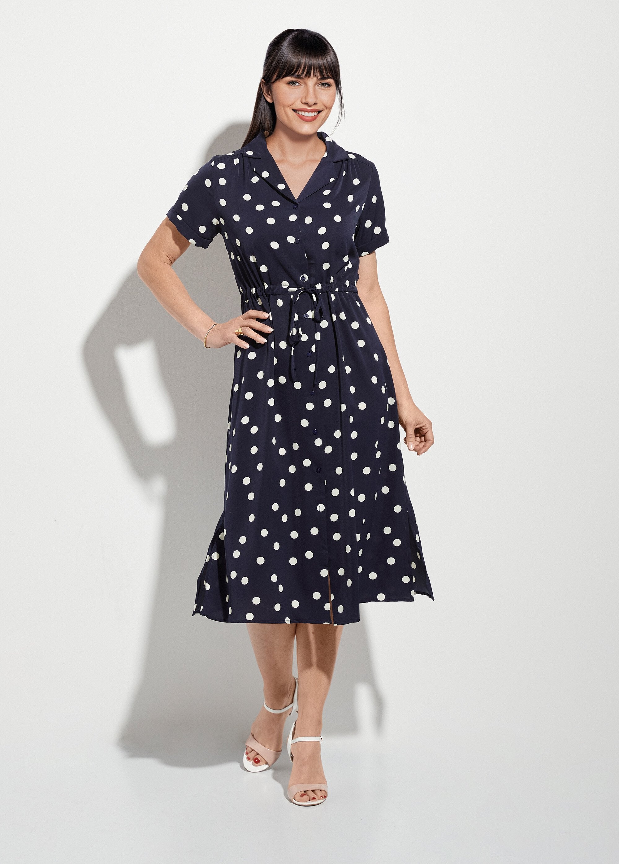 Vestido_longo_de_camisa_de_bolinhas_com_cinto_Marine_pois_FA1_slim