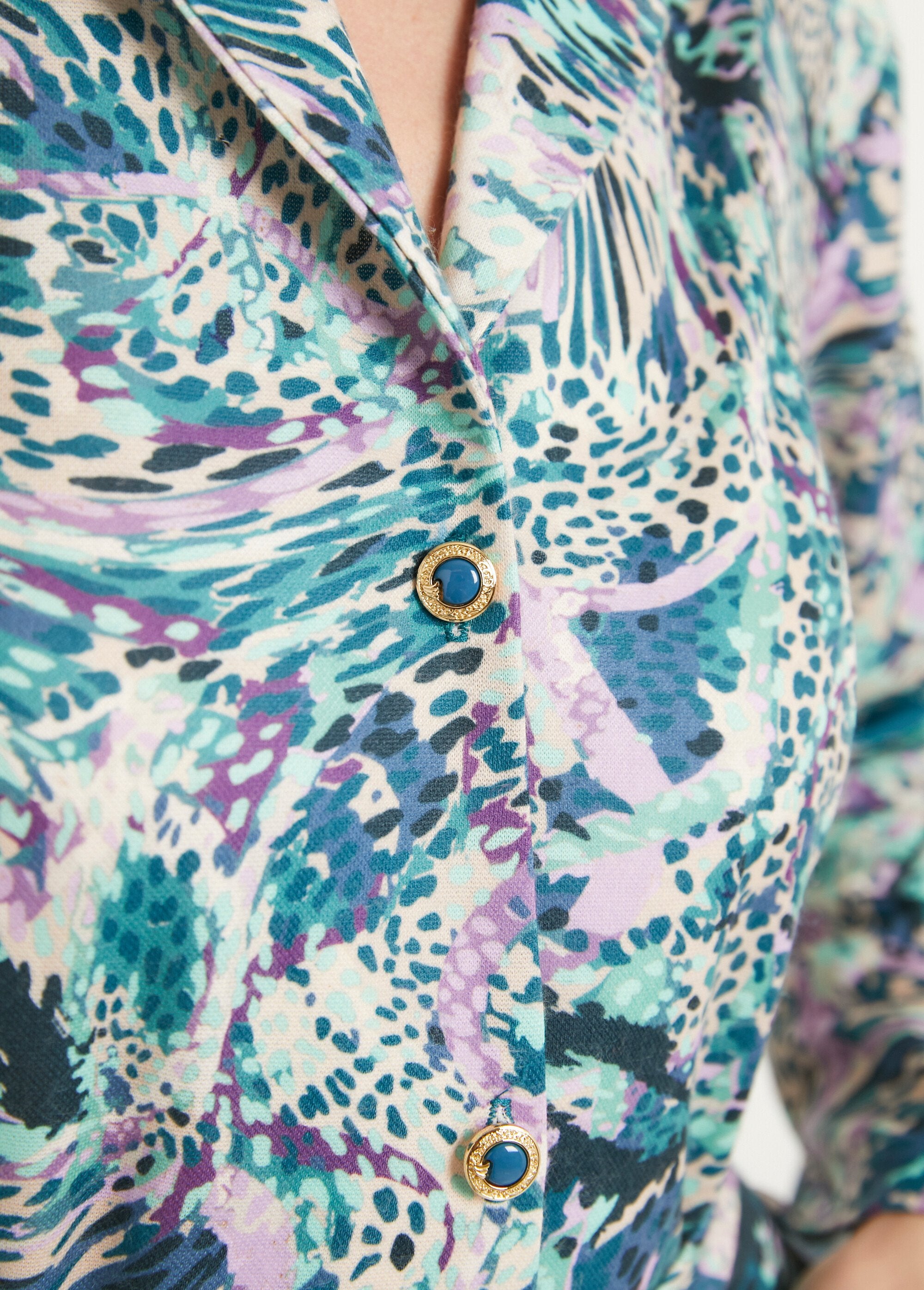 Vestido_de_camisa_estampado_com_gola_de_alfaiataria_de_comprimento_médio_Vert_et_rose_DE2_slim