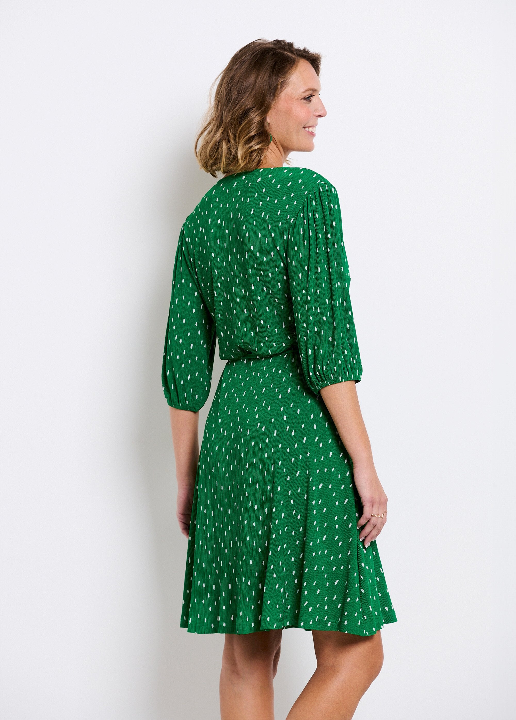 Vestido_de_malha_com_estampado_de_bolinhas_Vert_et_blanc_DO1_slim