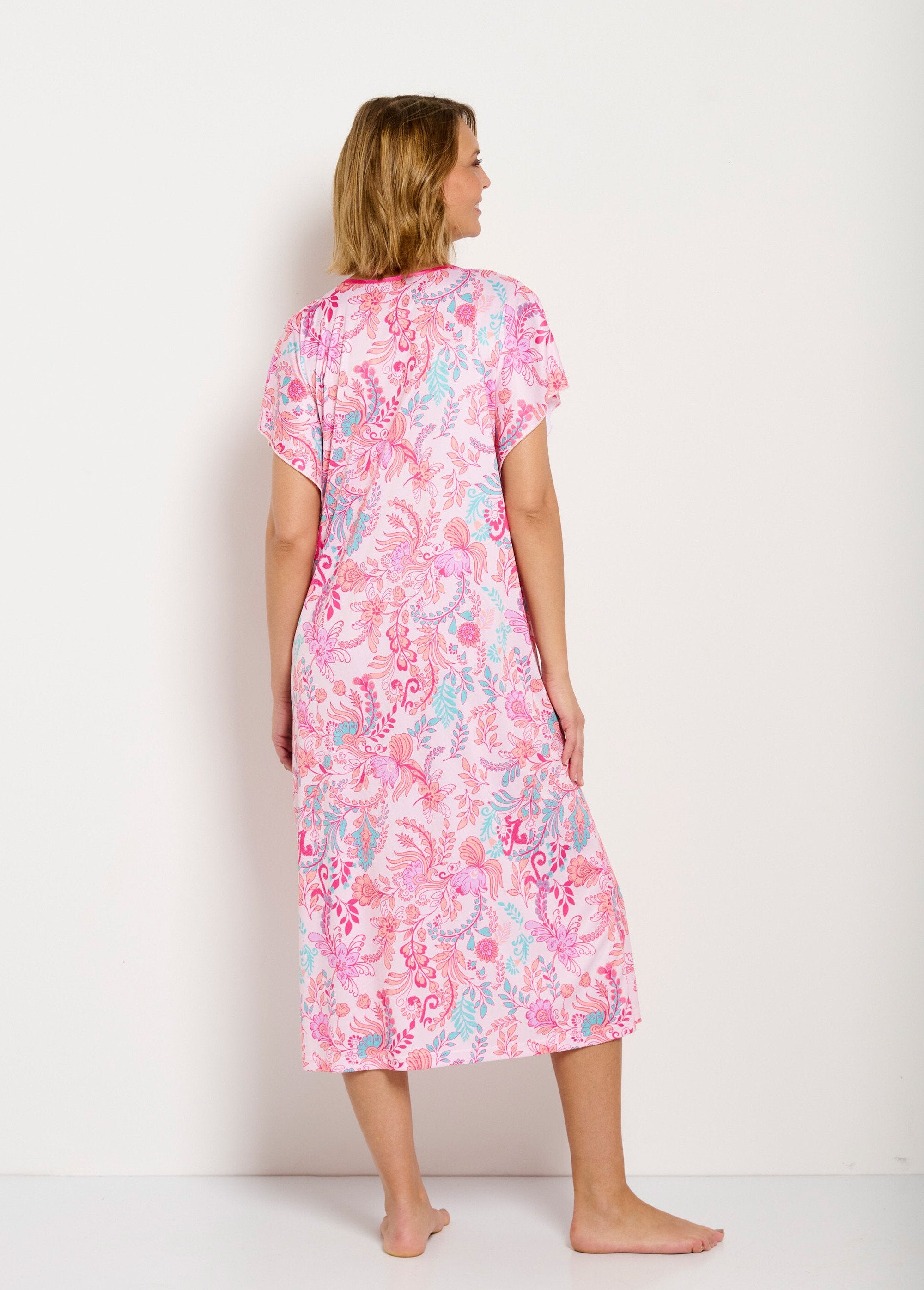 Vestido_longo_de_cetim_com_estampa_floral_para_anfitriã_Fond_rose_DO1_slim