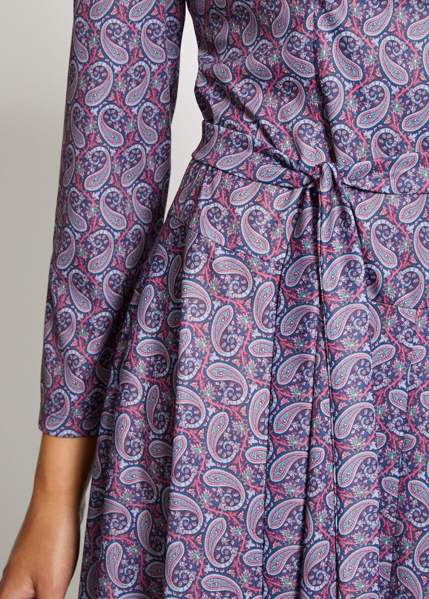 Vestido_decote_cruzado_com_efeito_envolvente_Bleu_et_prune_DE2_slim