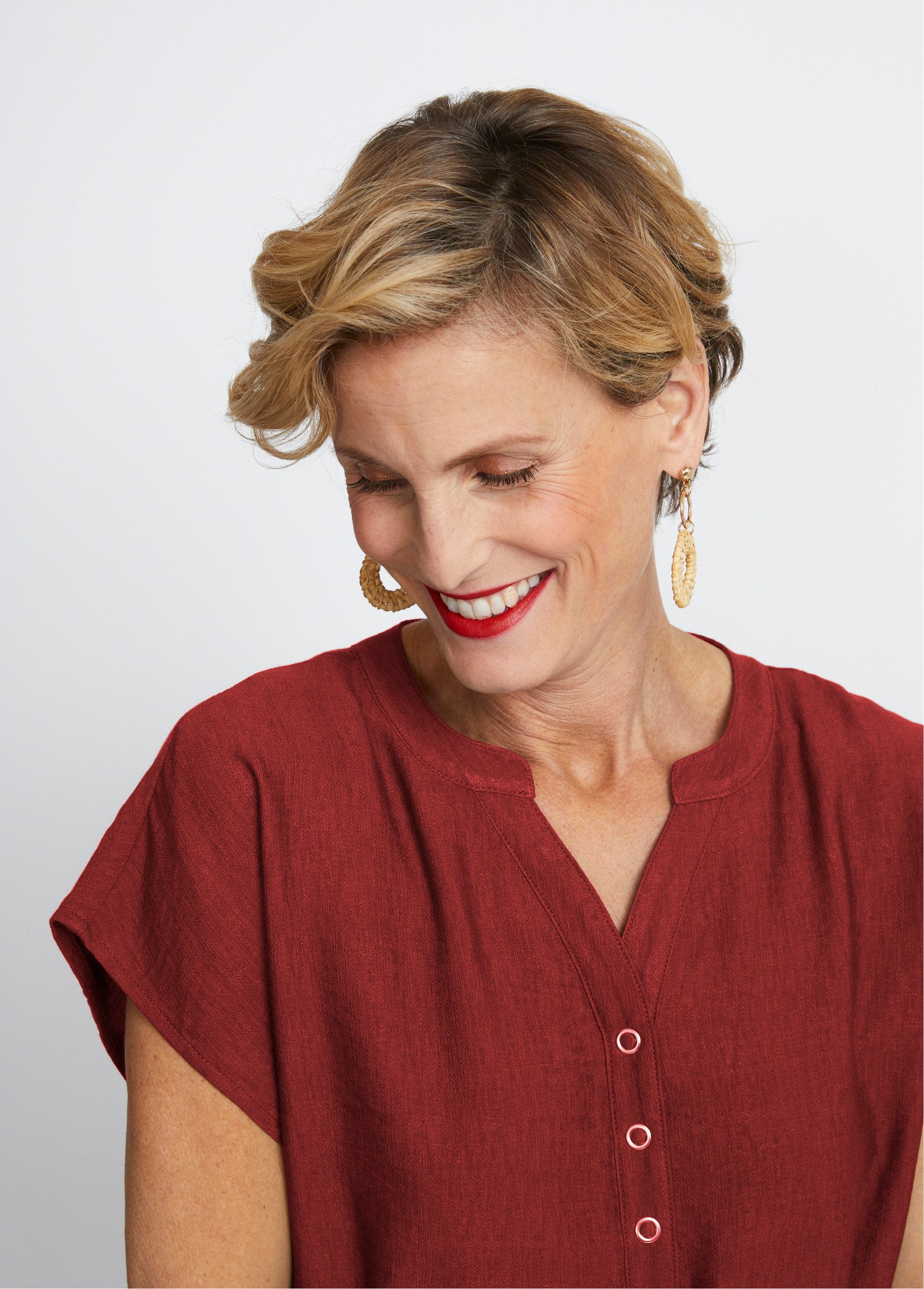 Vestido_curto_com_mangas_quimono_Terracotta_DE1_slim