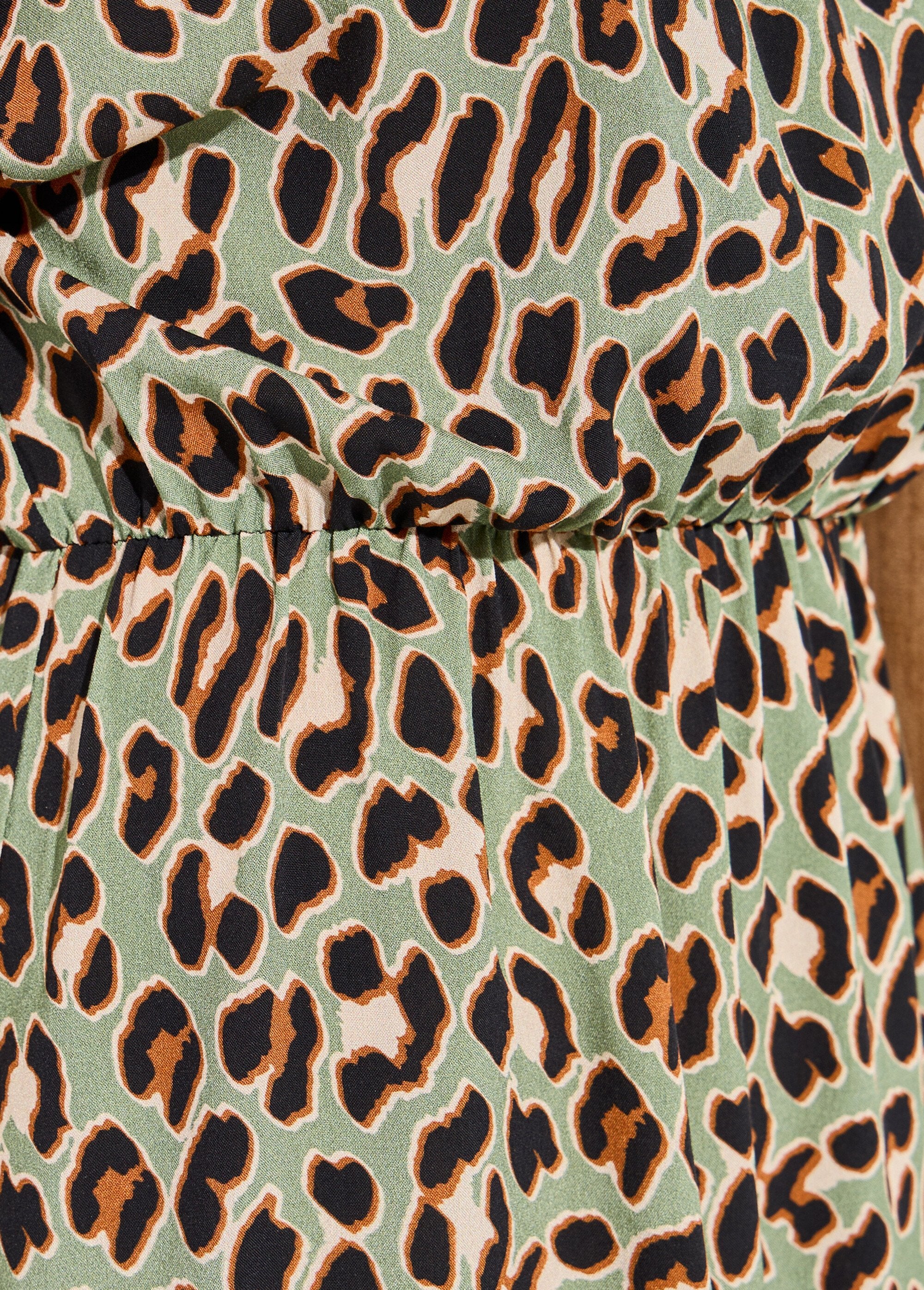Vestido_com_estampado_de_leopardo_Kaki_et_noir_DE2_slim