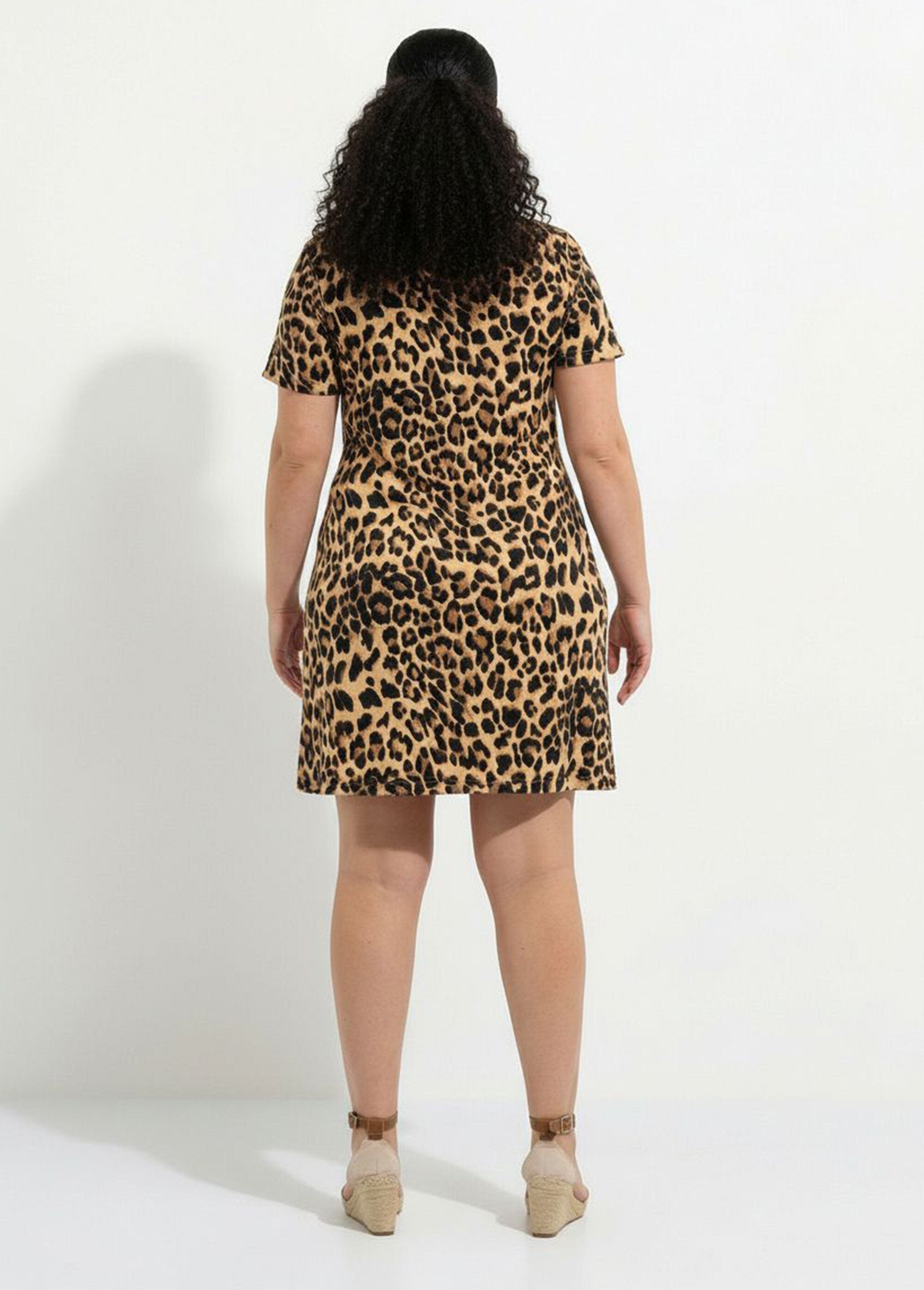 Vestido_curto_em_jersey_com_estampado_de_leopardo_Leopard_DO1_curvy