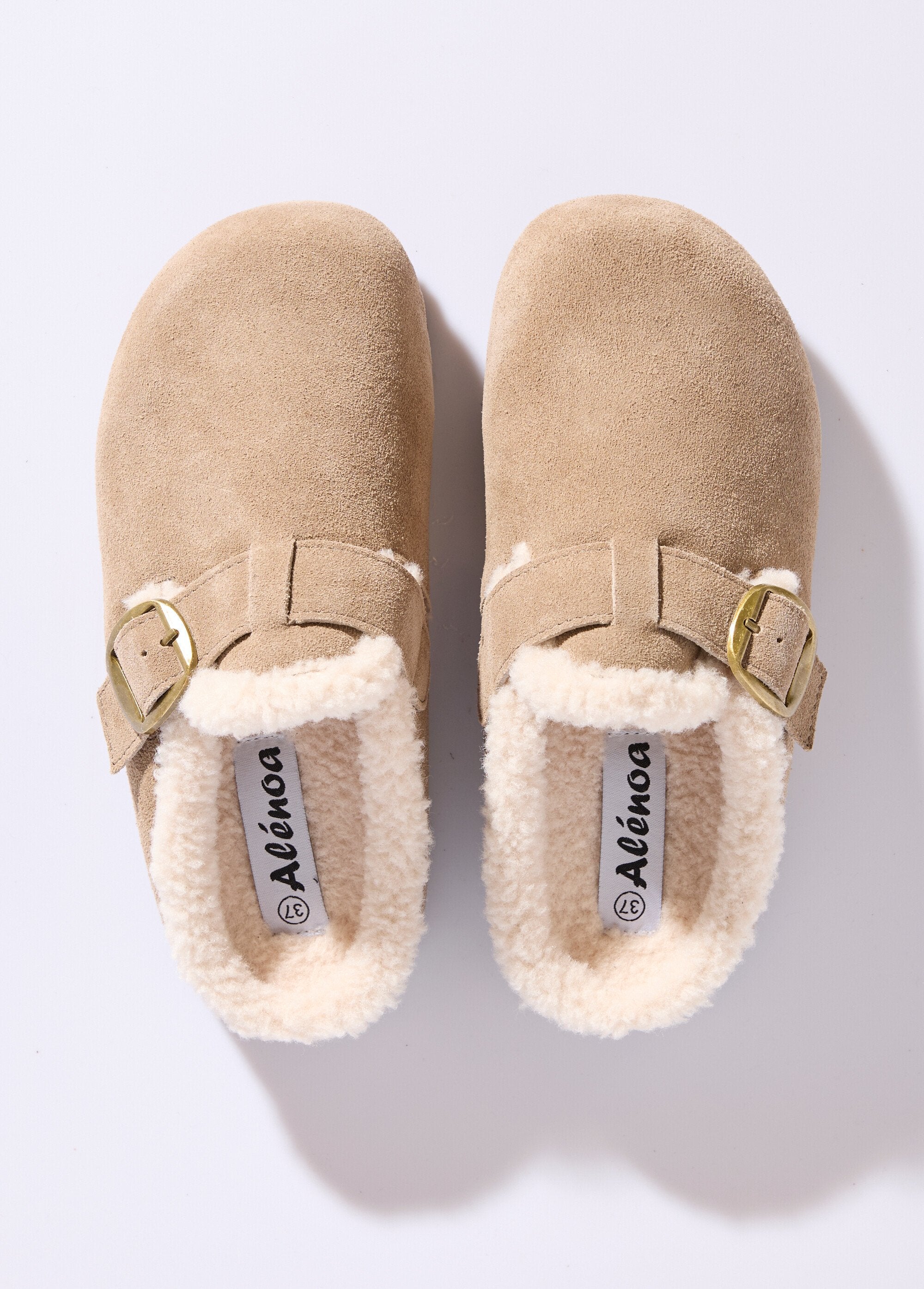 Socas_em_camurça,_forro_em_pele_Taupe_OV1_slim