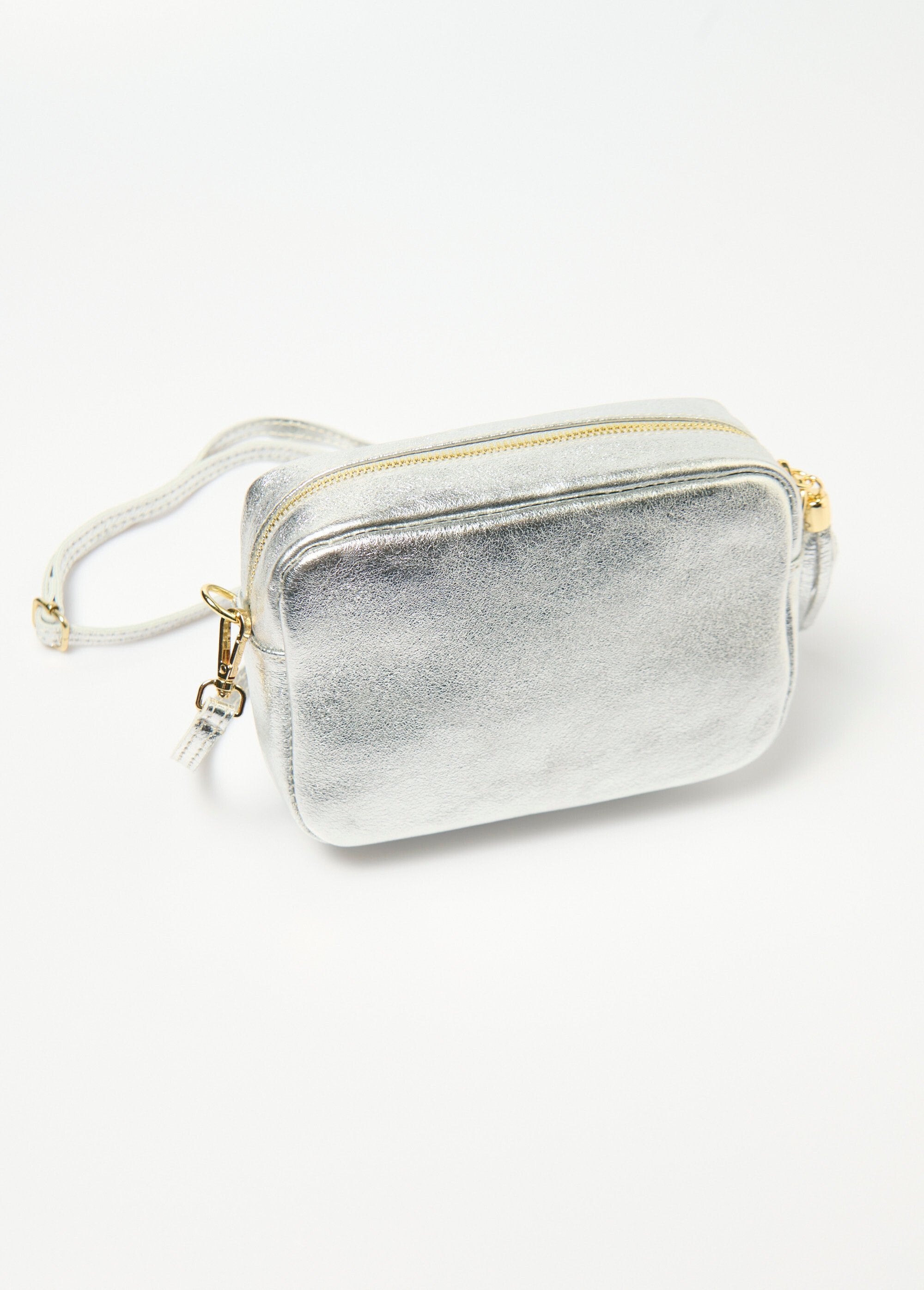 Bolsa_de_couro_em_formato_de_clutch_Argente_DO1_slim
