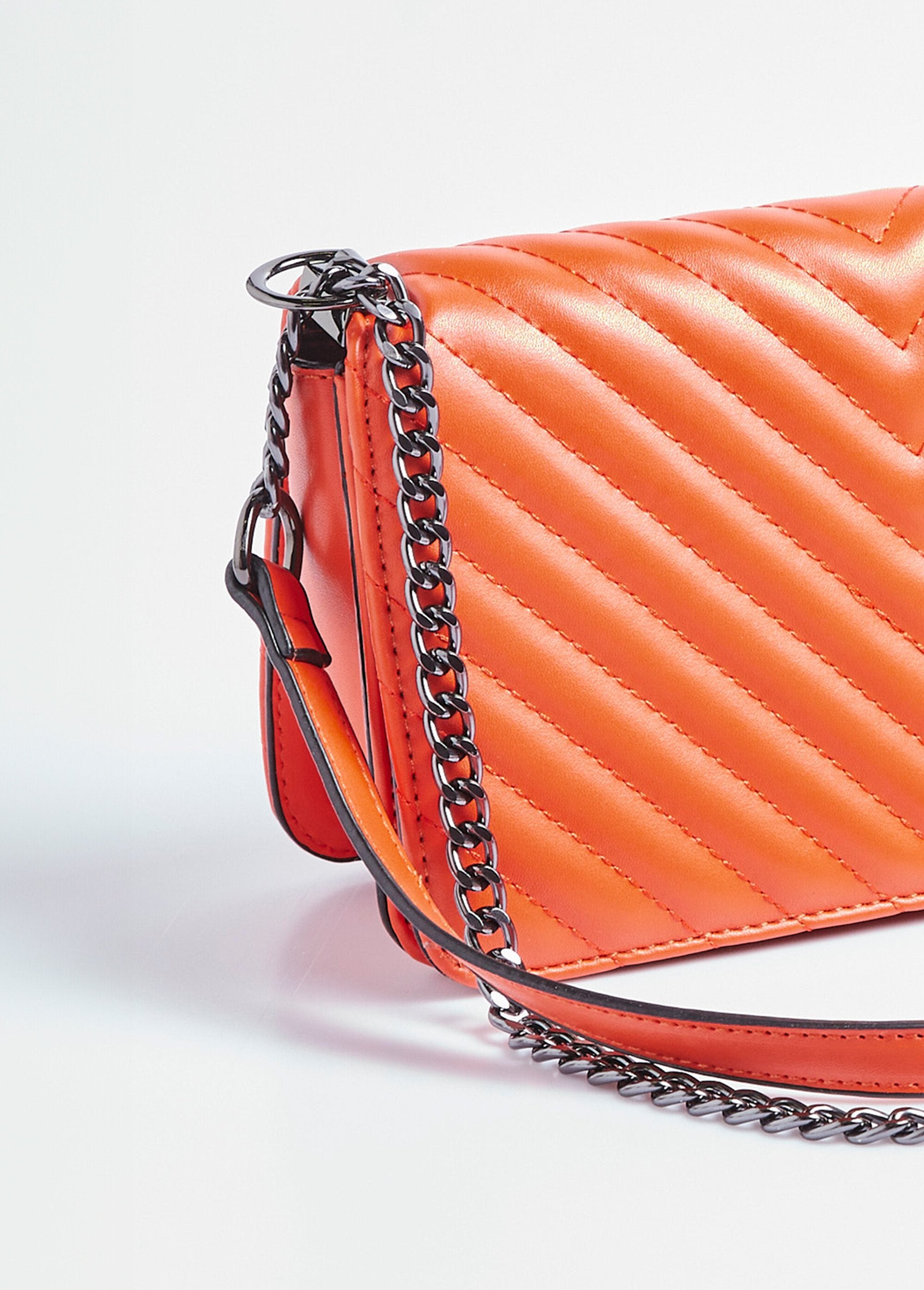 Bolsa_clutch_acolchoada_com_costura_chevron_Orange_DE2_slim