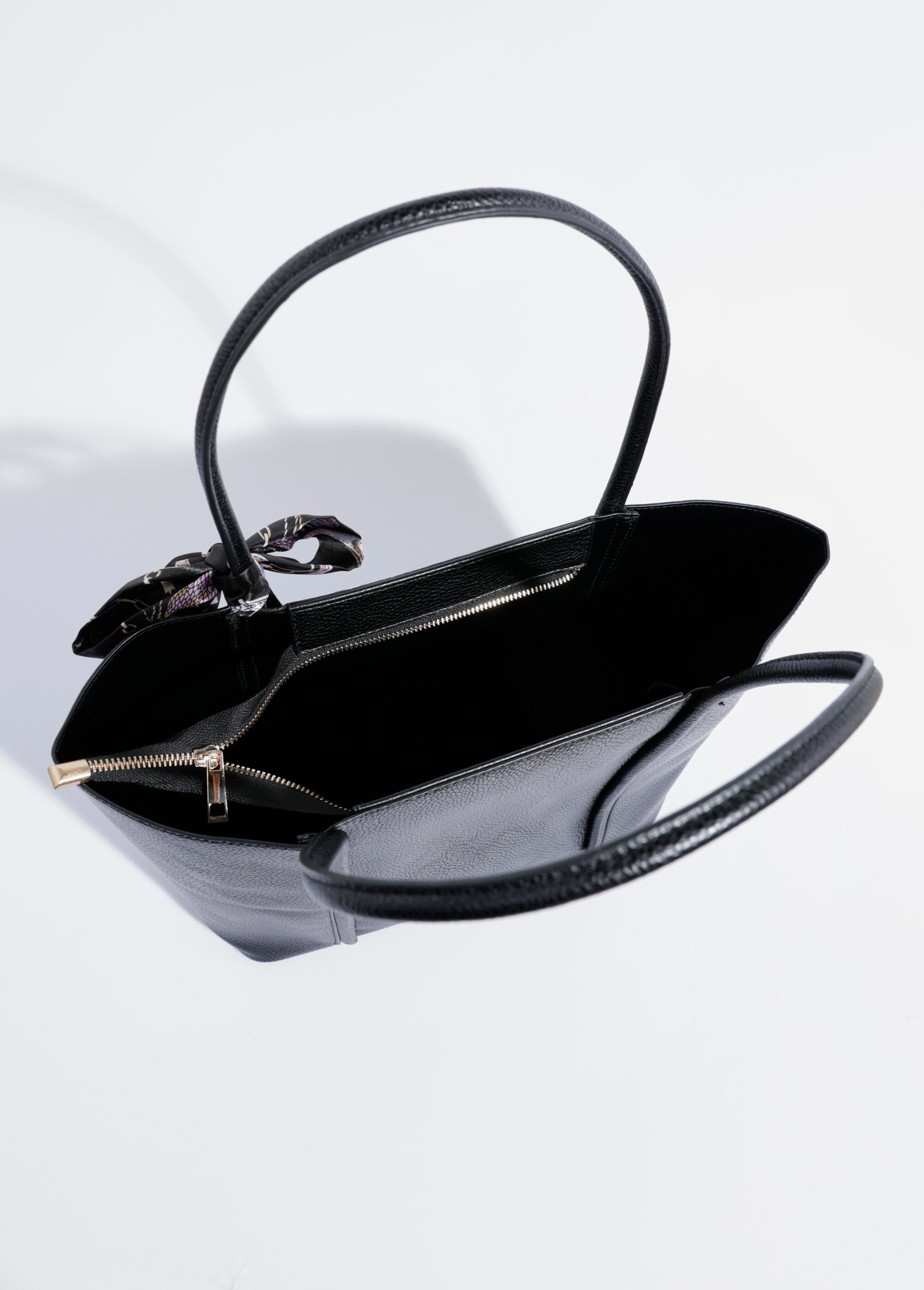 Sacola_de_compras_de_alça_curta_+_cachecol_Noir_DE1_slim