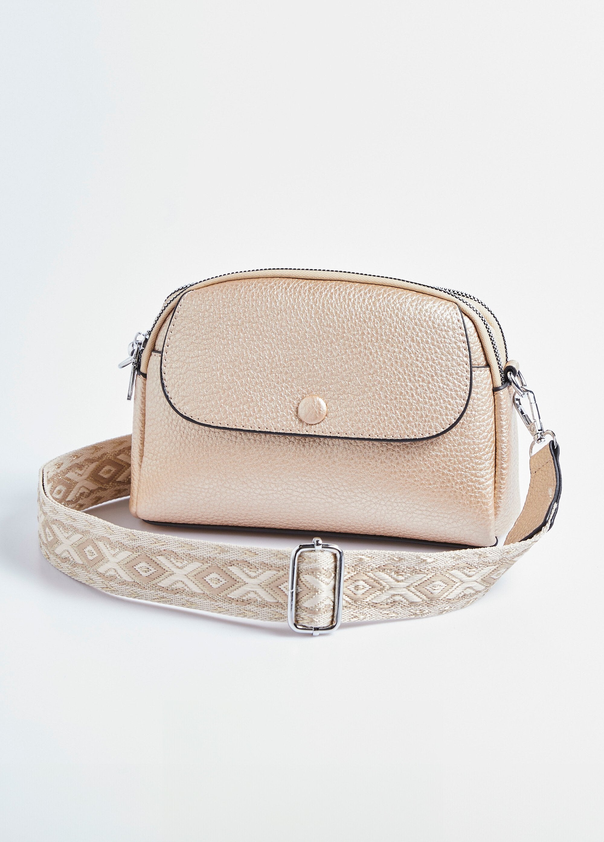 Bolsa_de_couro_sintético_granulado_com_alça_de_ombro_Dore_FA1_slim