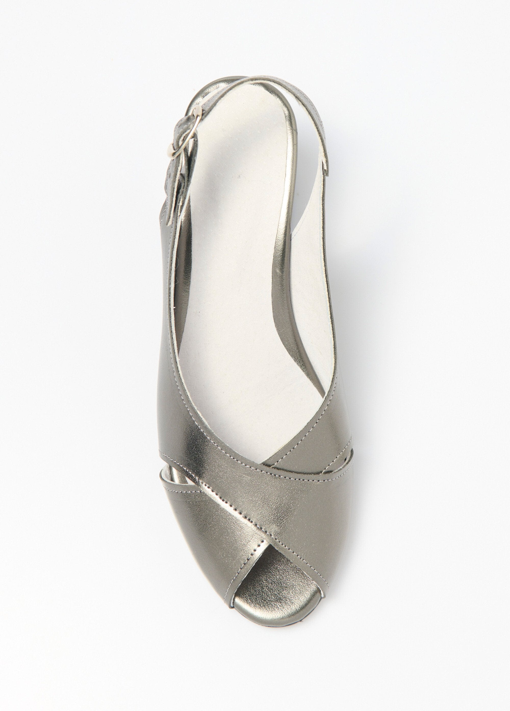 Sandálias_de_salto_alto_com_tiras_cruzadas_e_largura_confortável_Bronze_OV1_slim