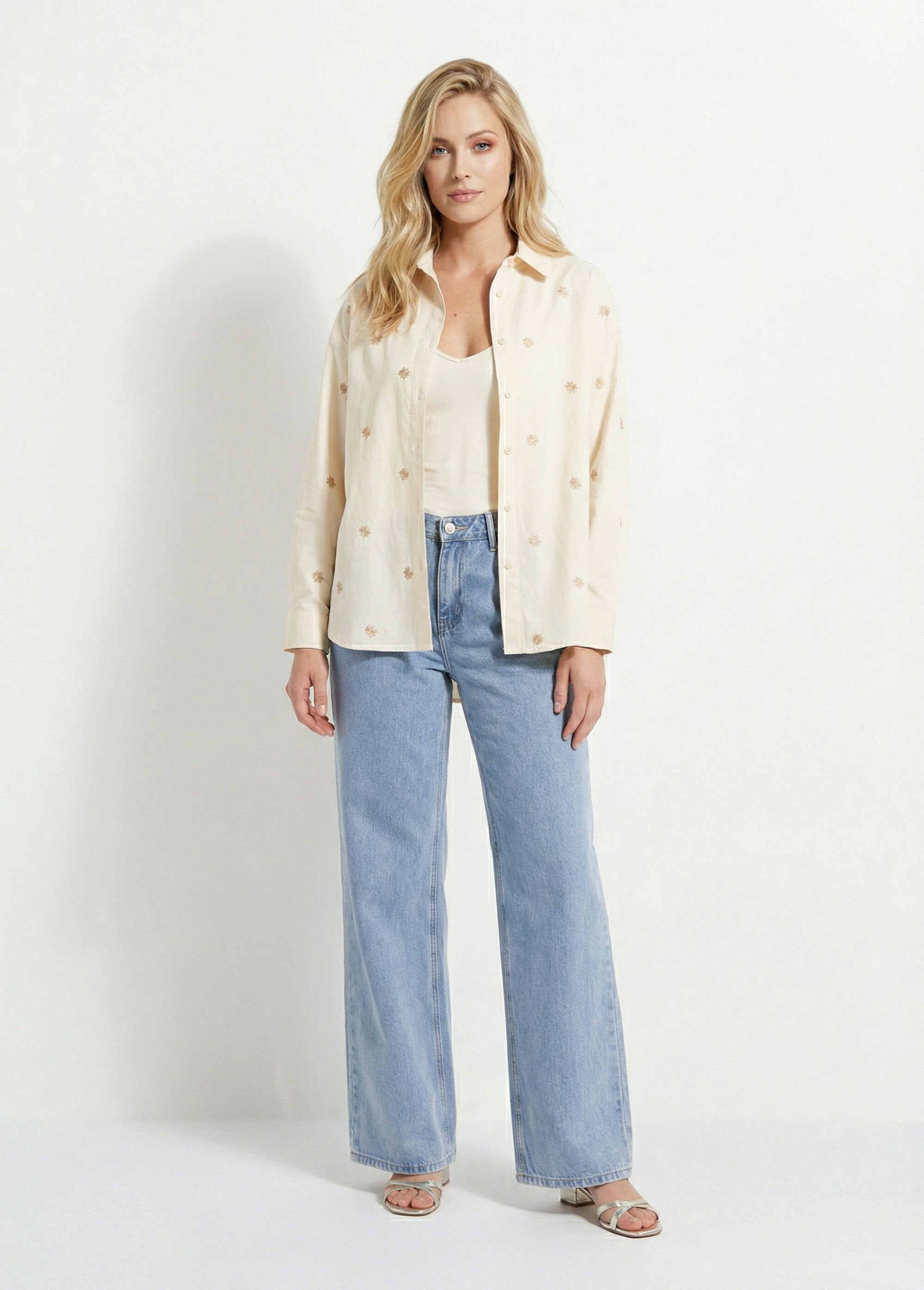 Surchemise_en_coton_avec_broderies_Ecru_SF1_slim