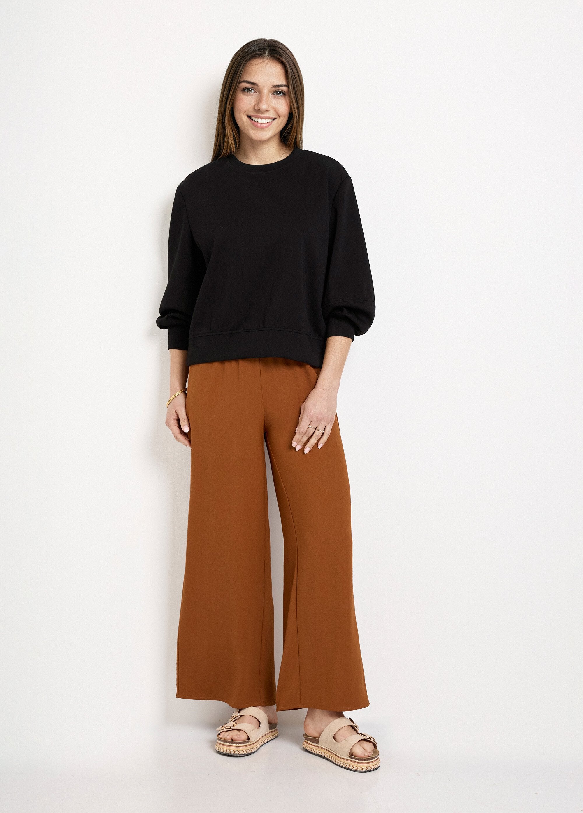 Moletom_curto_de_malha_macia_com_gola_redonda_Noir_SF1_slim