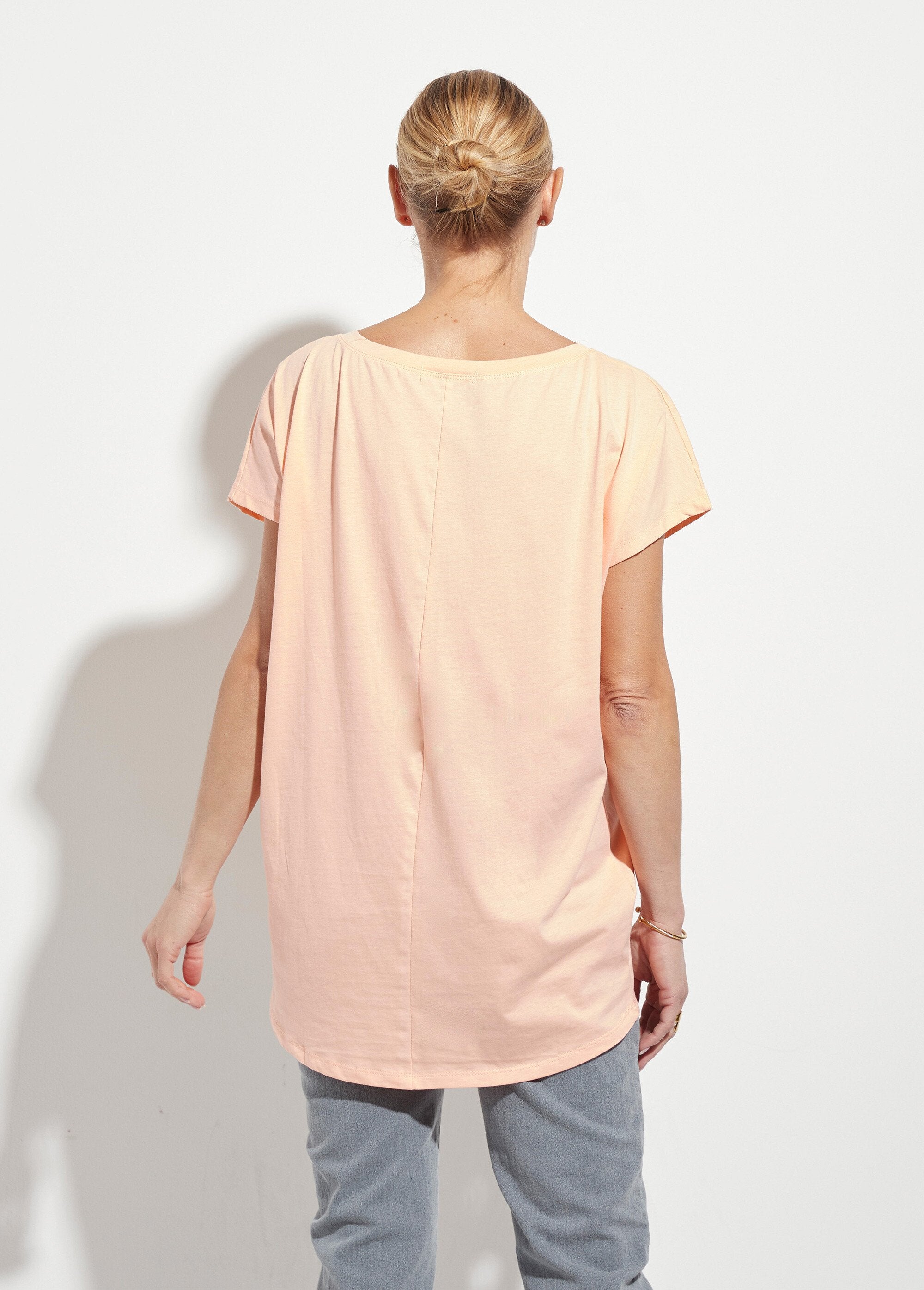 Camiseta_gola_redonda_com_estampa_Love_brilhante_Orange_DO1_slim