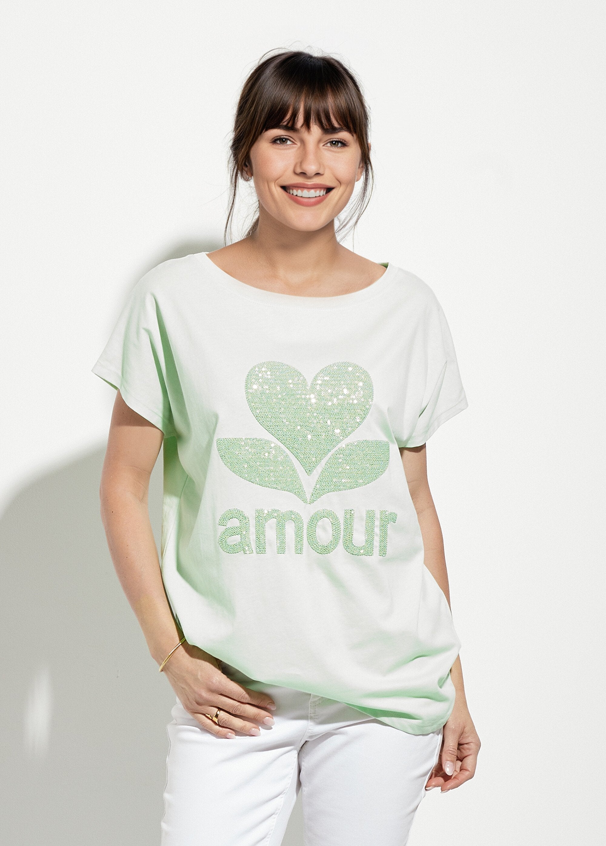 Camiseta_gola_redonda_com_estampa_Love_brilhante_Vert_FA1_slim