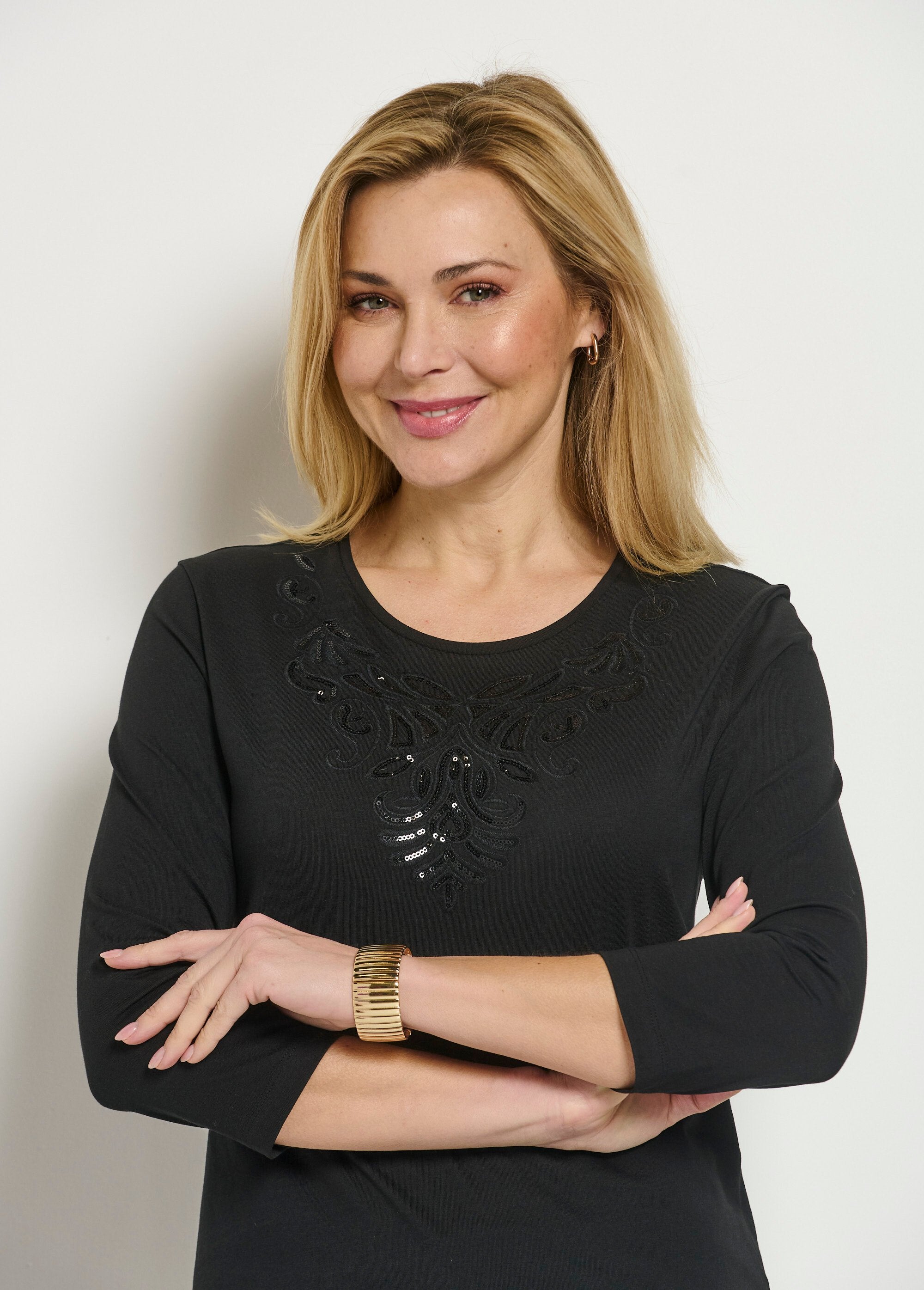 T-shirt_curta_bordada_de_manga_3/4_Noir_DE1_slim