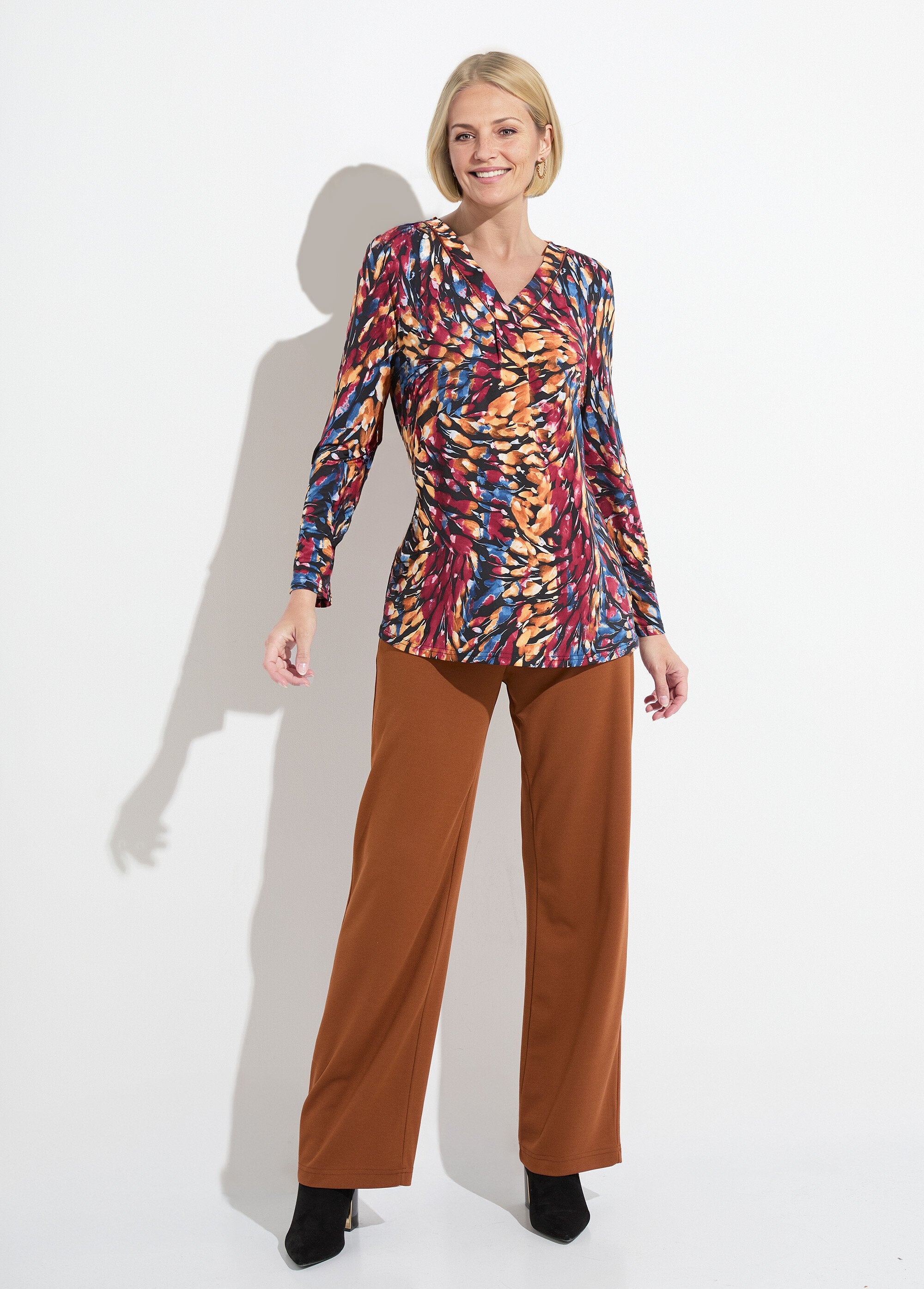 T-shirt_de_manga_comprida_com_decote_em_V_Bordeaux_et_miel_SF1_slim