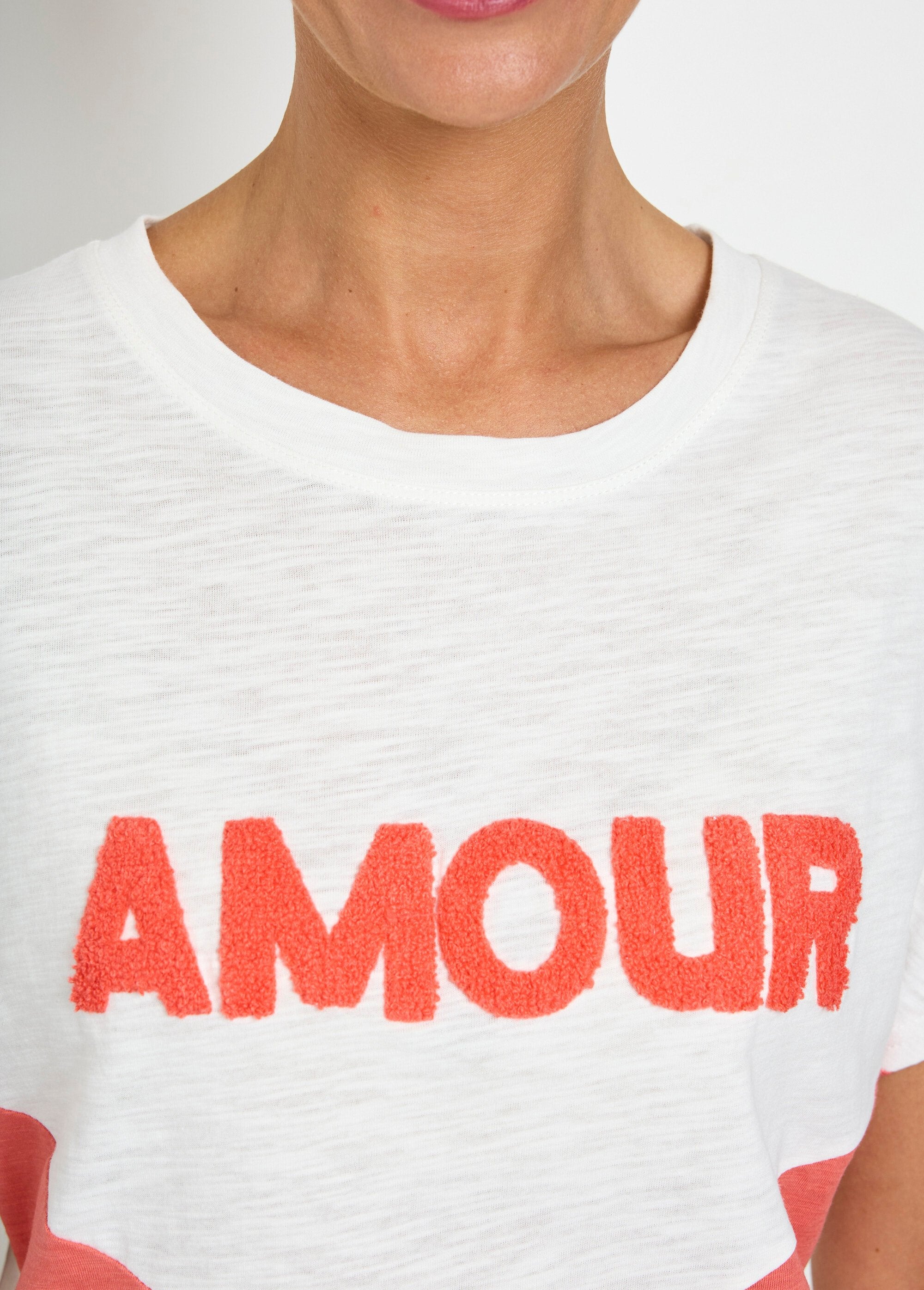Camiseta_de_malha_bicolor_com_mensagem_Corail_et_blanc_DE1_slim