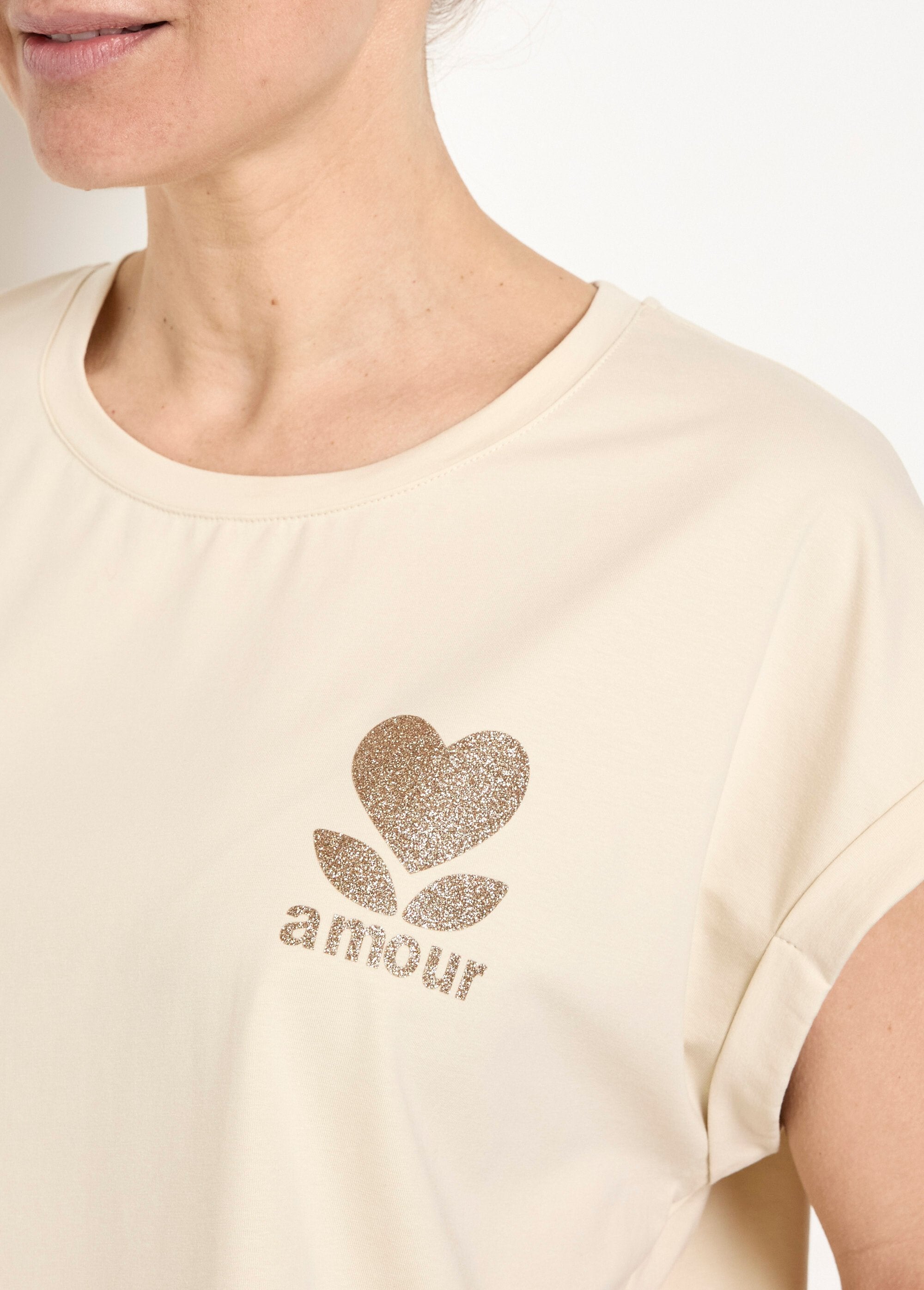 Camiseta_manga_curta_com_mensagem_brilhante_Beige_DE1_slim