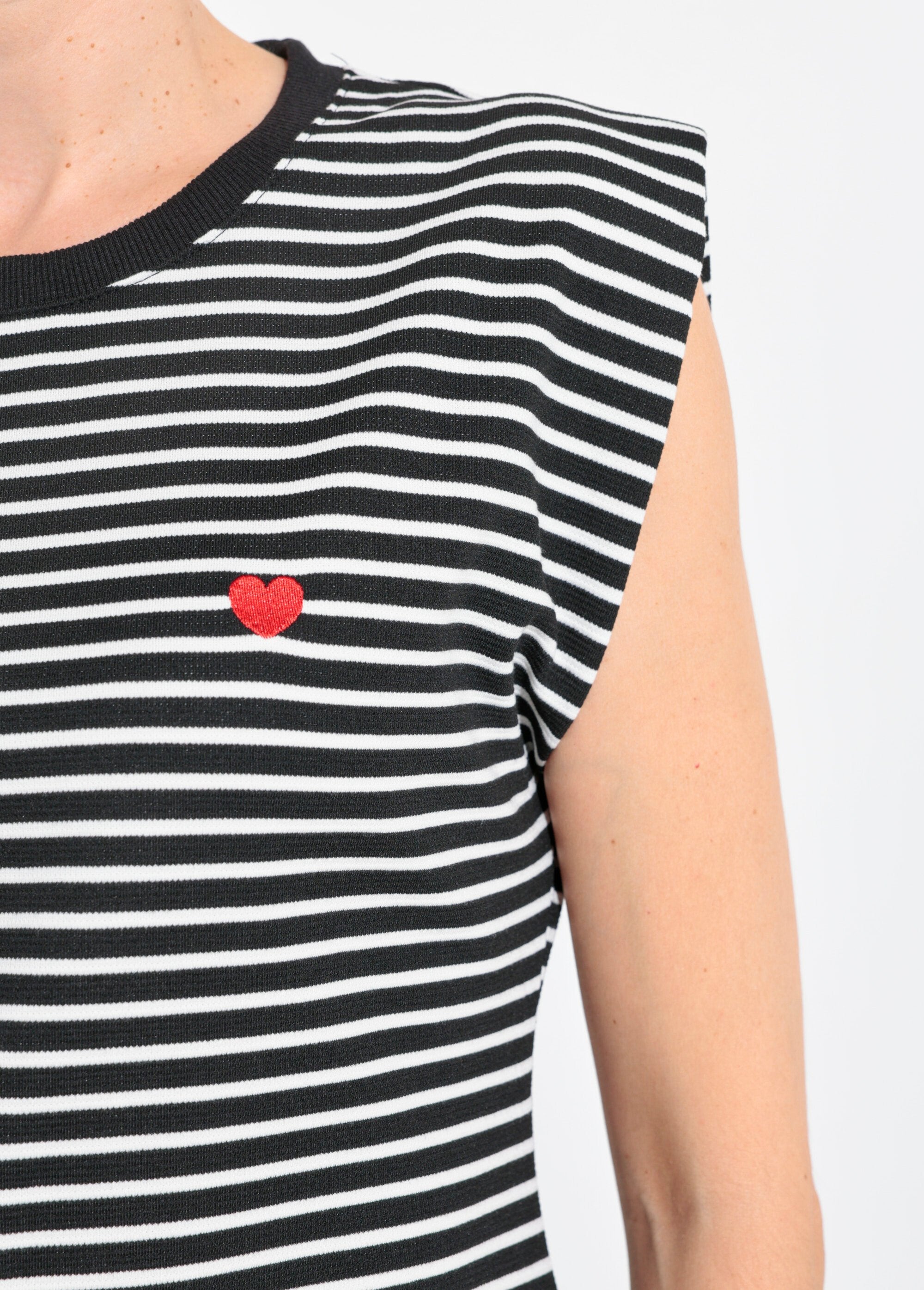 Camiseta_listrada_com_relevo_e_mangas_quimono_Raye_noir_et_blanc_DE2_slim