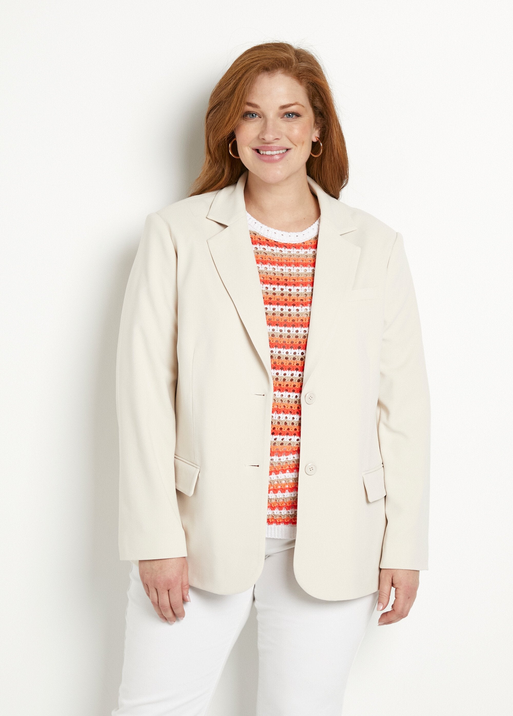 Blazer_de_corte_direito_em_malha_lisa_Beige_FA1_curvy