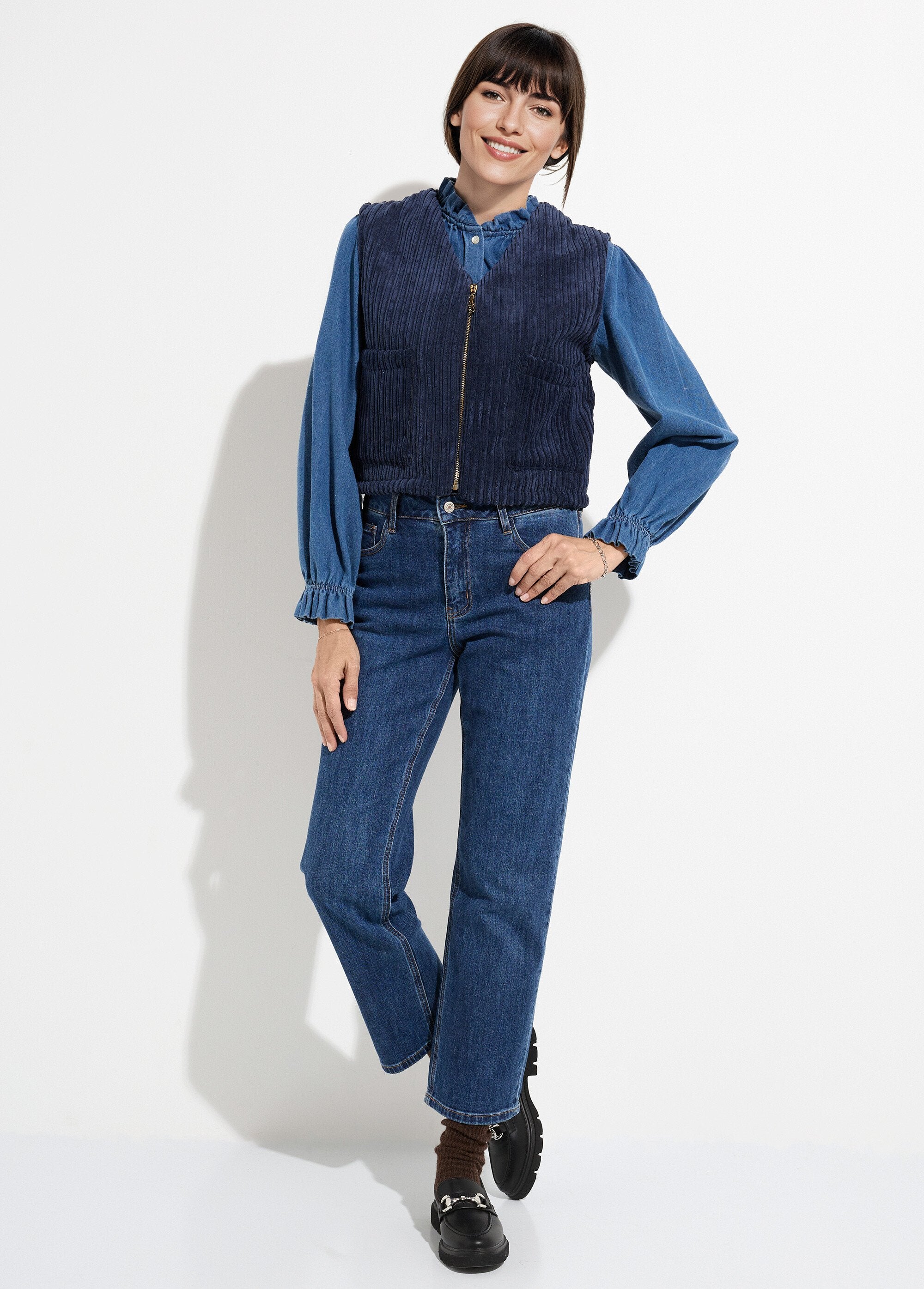 Casaco_de_veludo_sem_mangas_com_decote_em_V_e_fecho_de_correr_Marine_SF1_slim