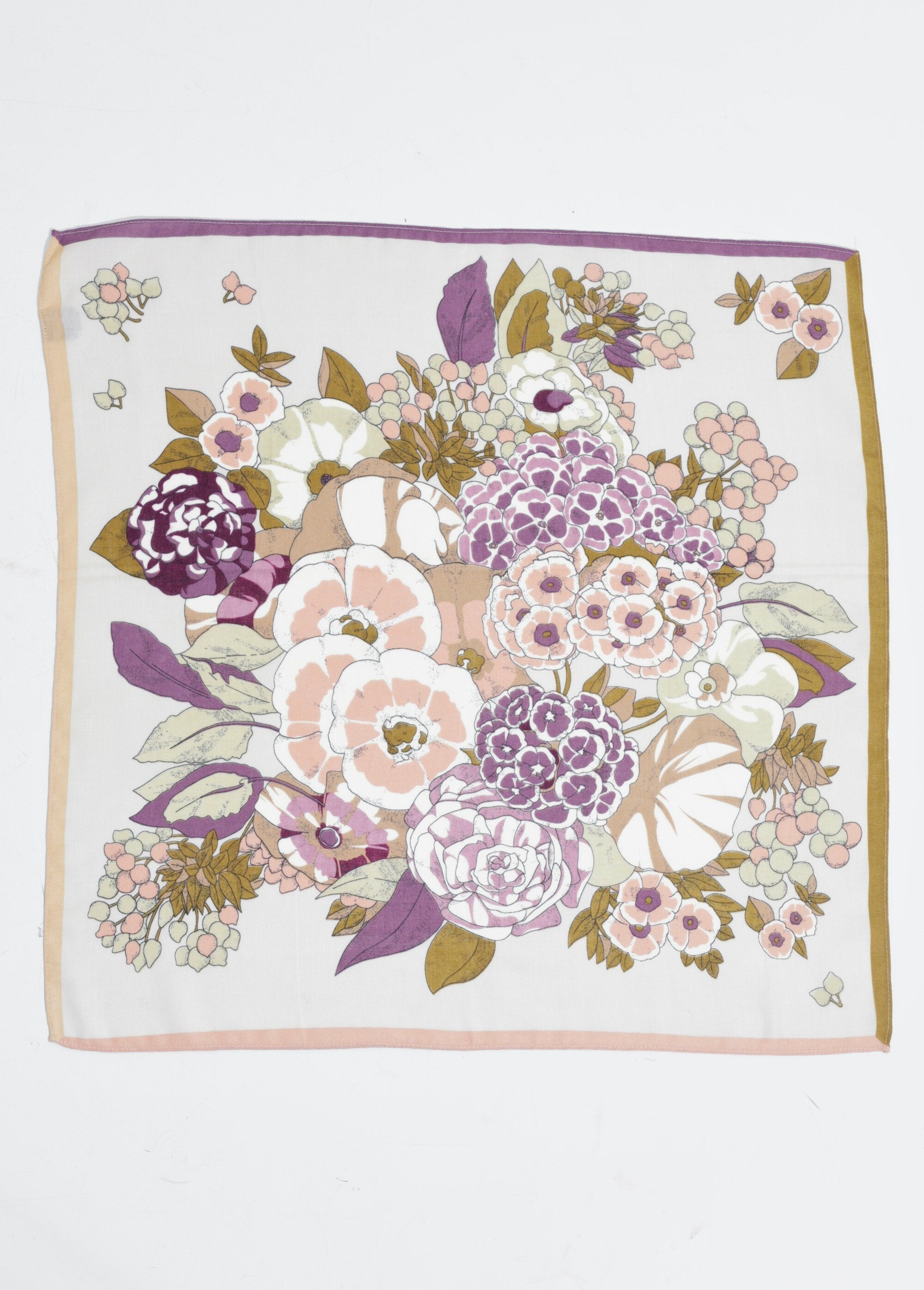 Cachecol_quadrado,_estampa_floral_de_hortênsia_Ecru_et_violet_DE1_slim