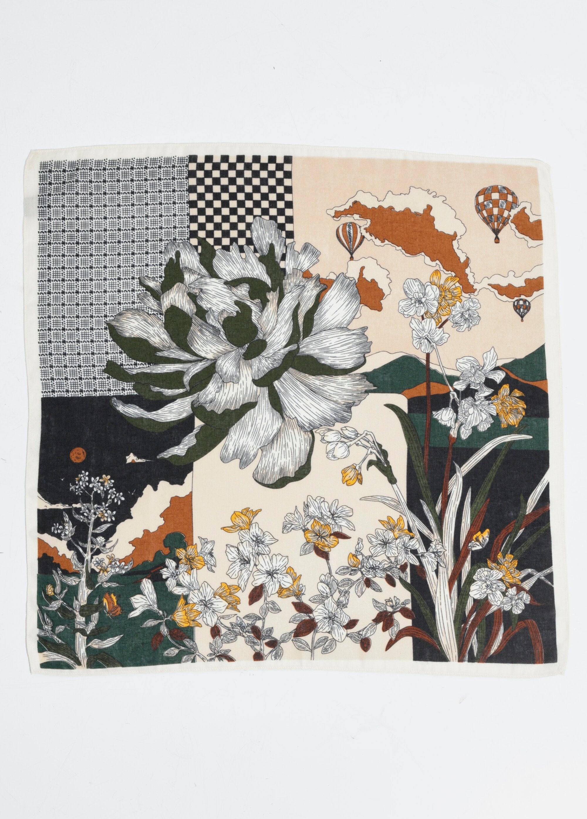 Cachecol_quadrado,_estampa_floral_de_Osaka_Beige_et_marron_DE1_slim
