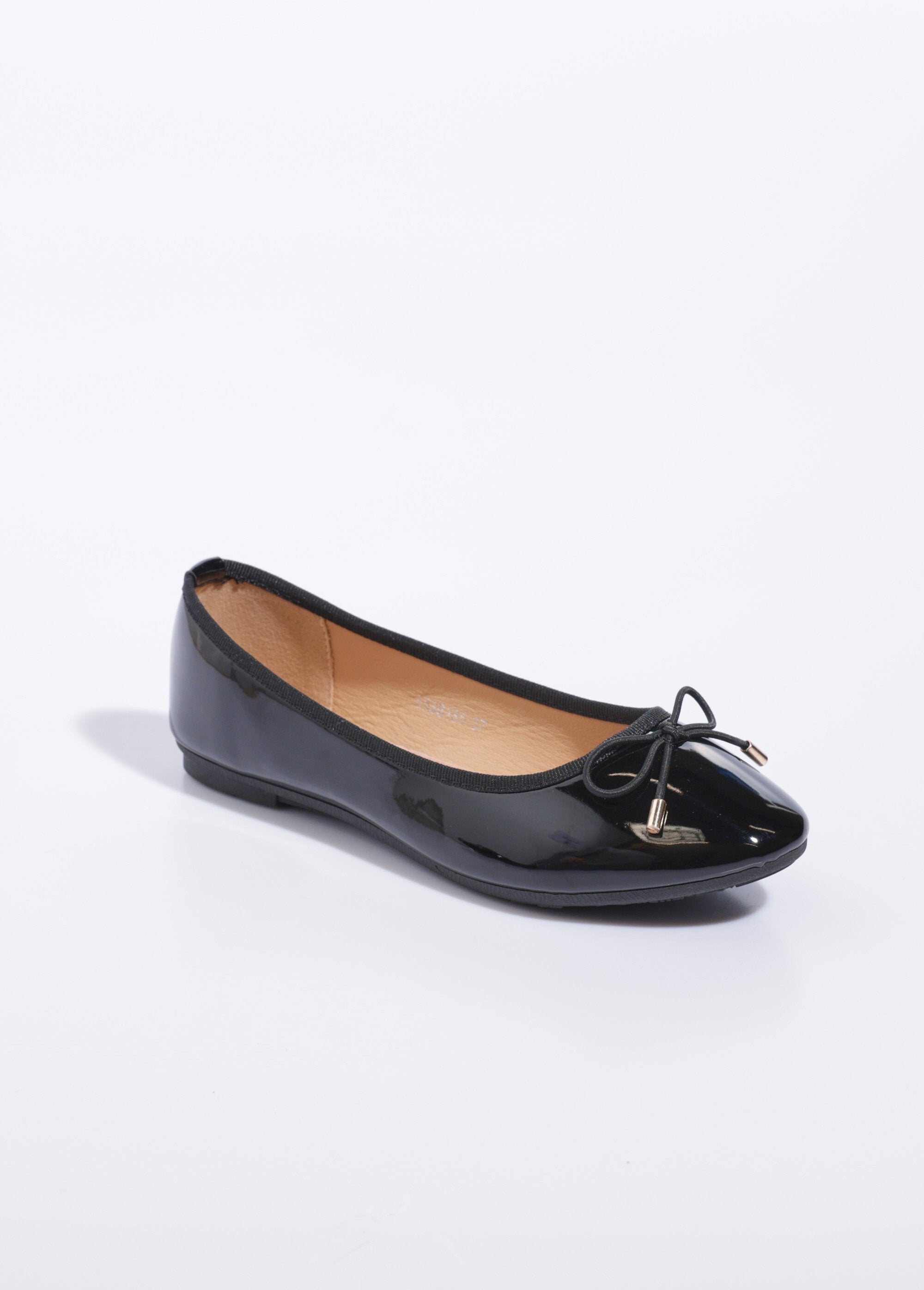 Ballerines_plates_vernies_petit_noeud_Vernis_noir_FA1_slim
