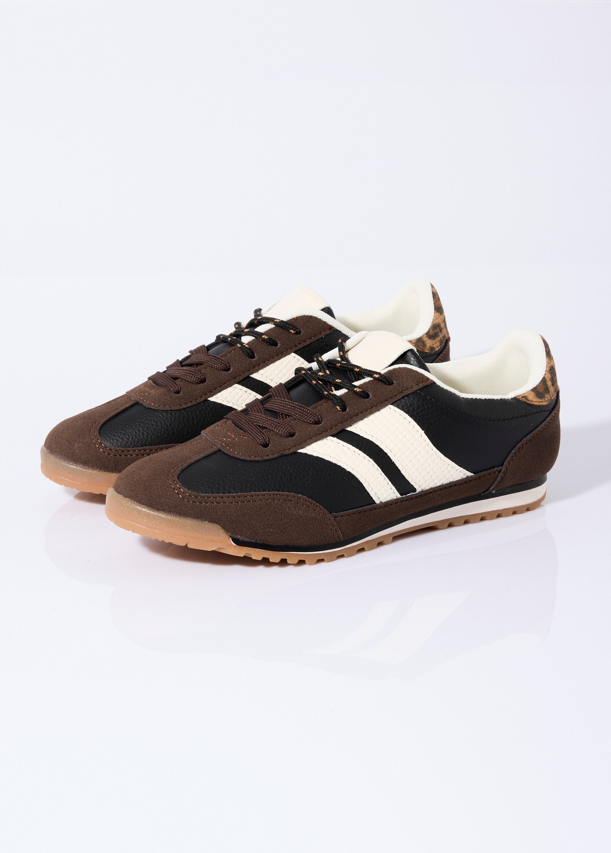 Baskets_multimatières_+_2_paires_lacets_Noir_DE1_slim