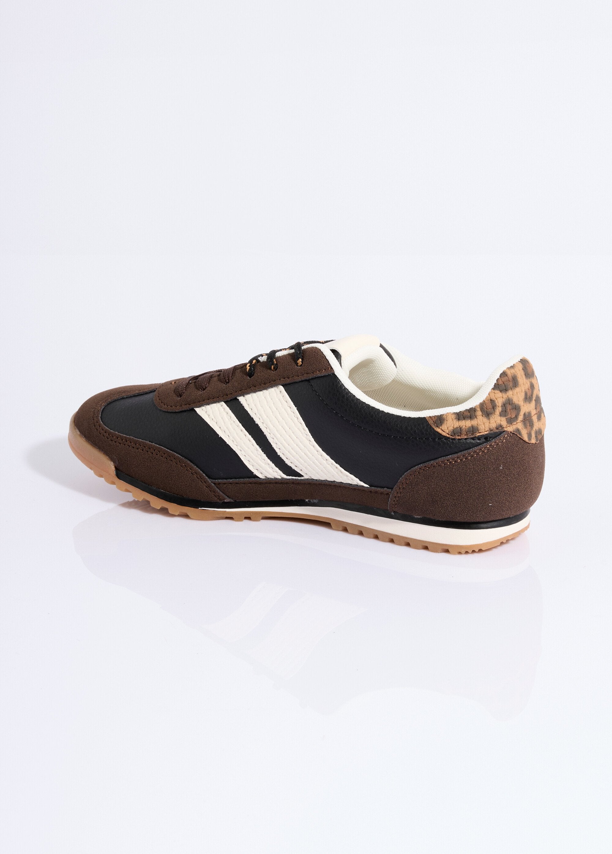 Baskets_multimatières_+_2_paires_lacets_Noir_DO1_slim